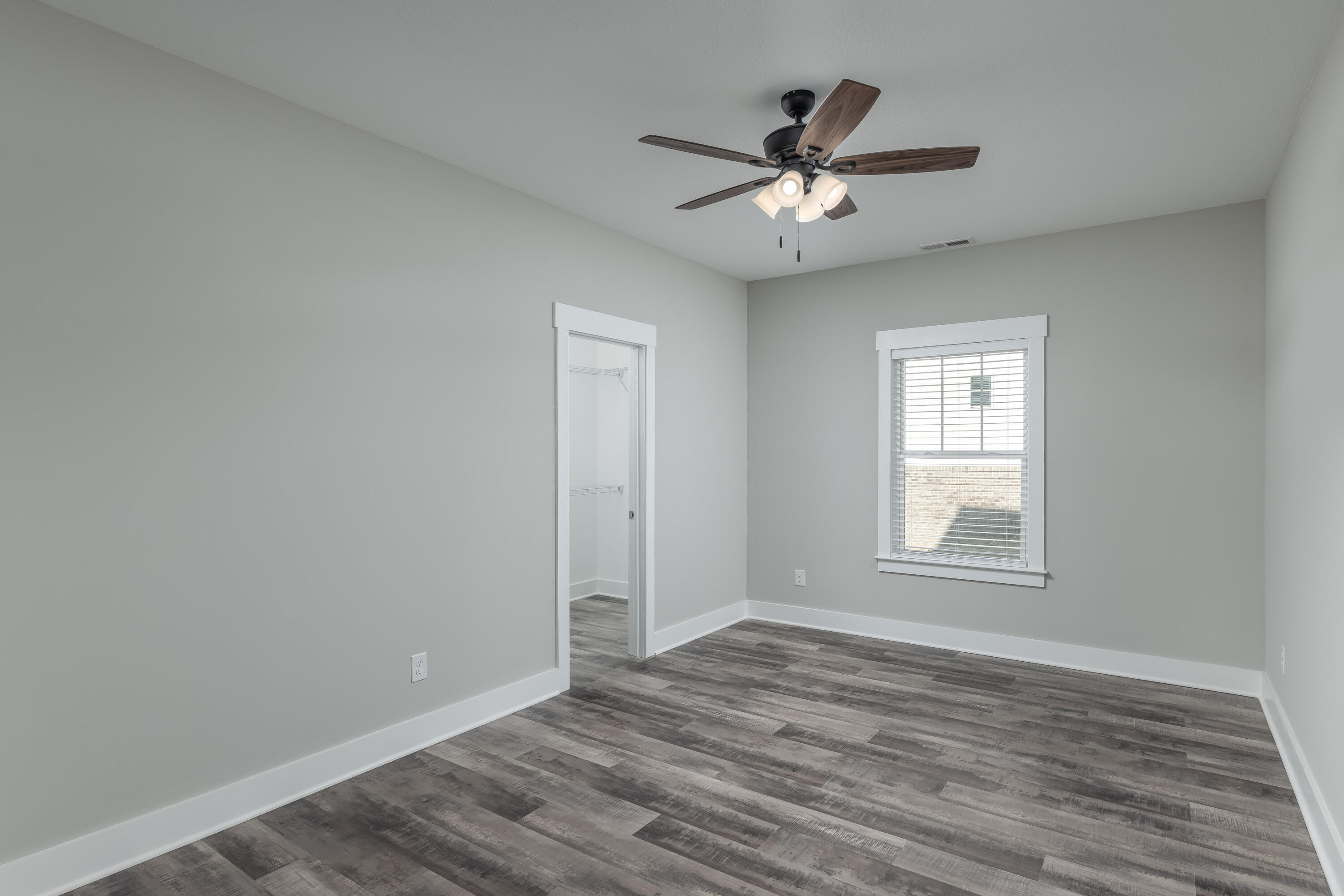 372 NE Hollow Road