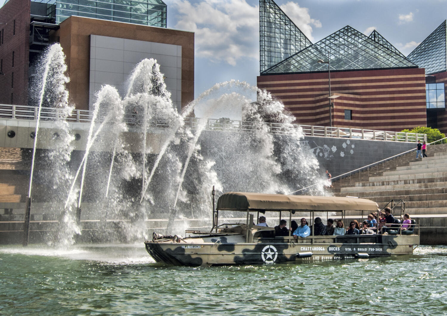 805 Franklin Street, 44