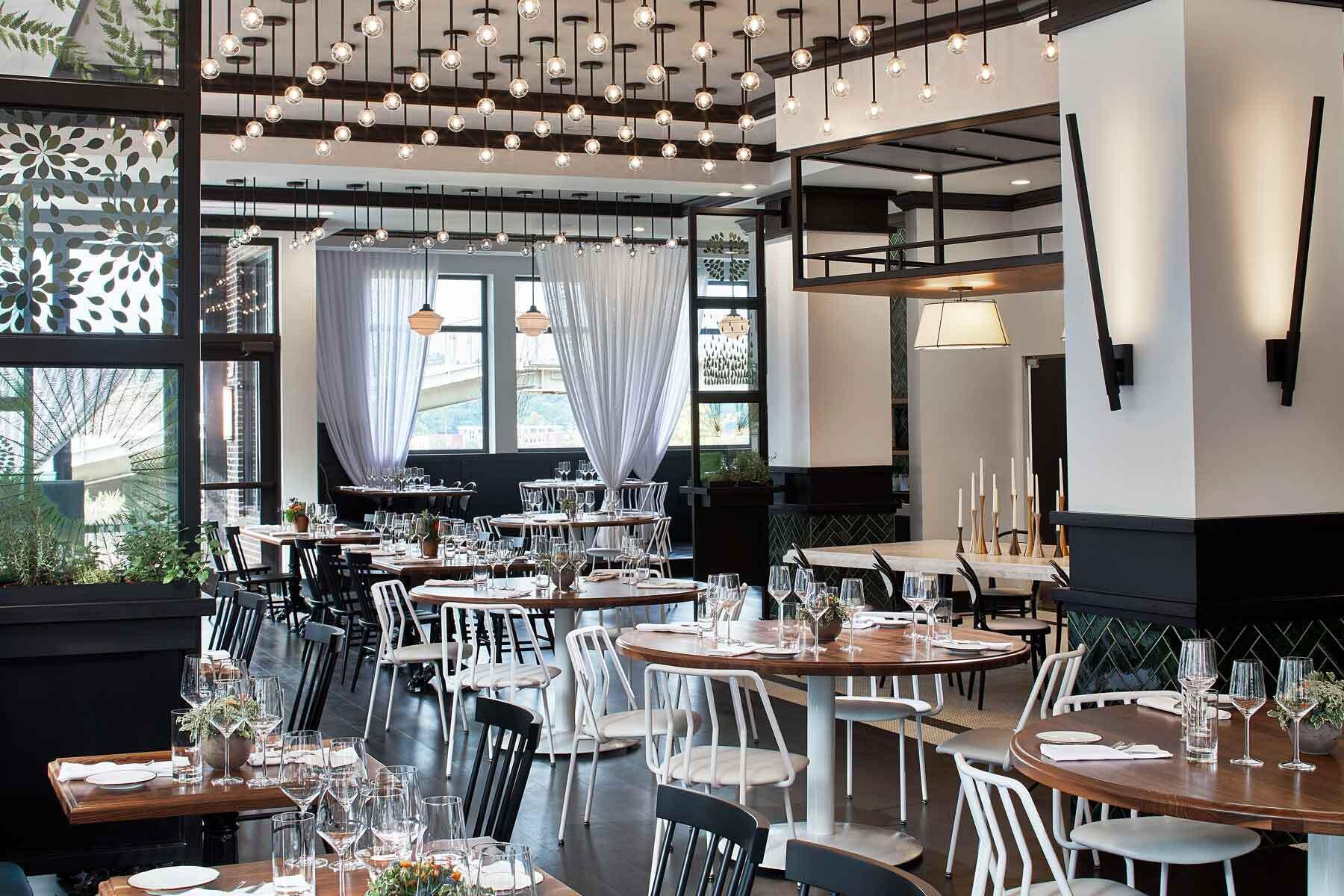 805 Franklin Street, 44