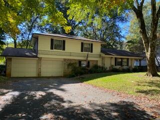 916 Huntington Circle