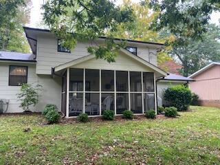 916 Huntington Circle