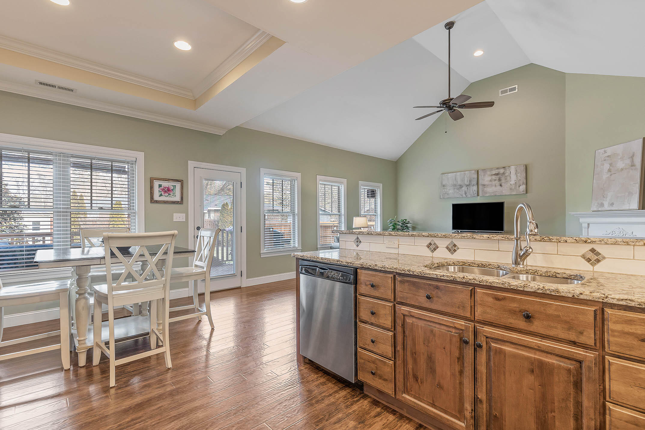 5983 Winding Lane