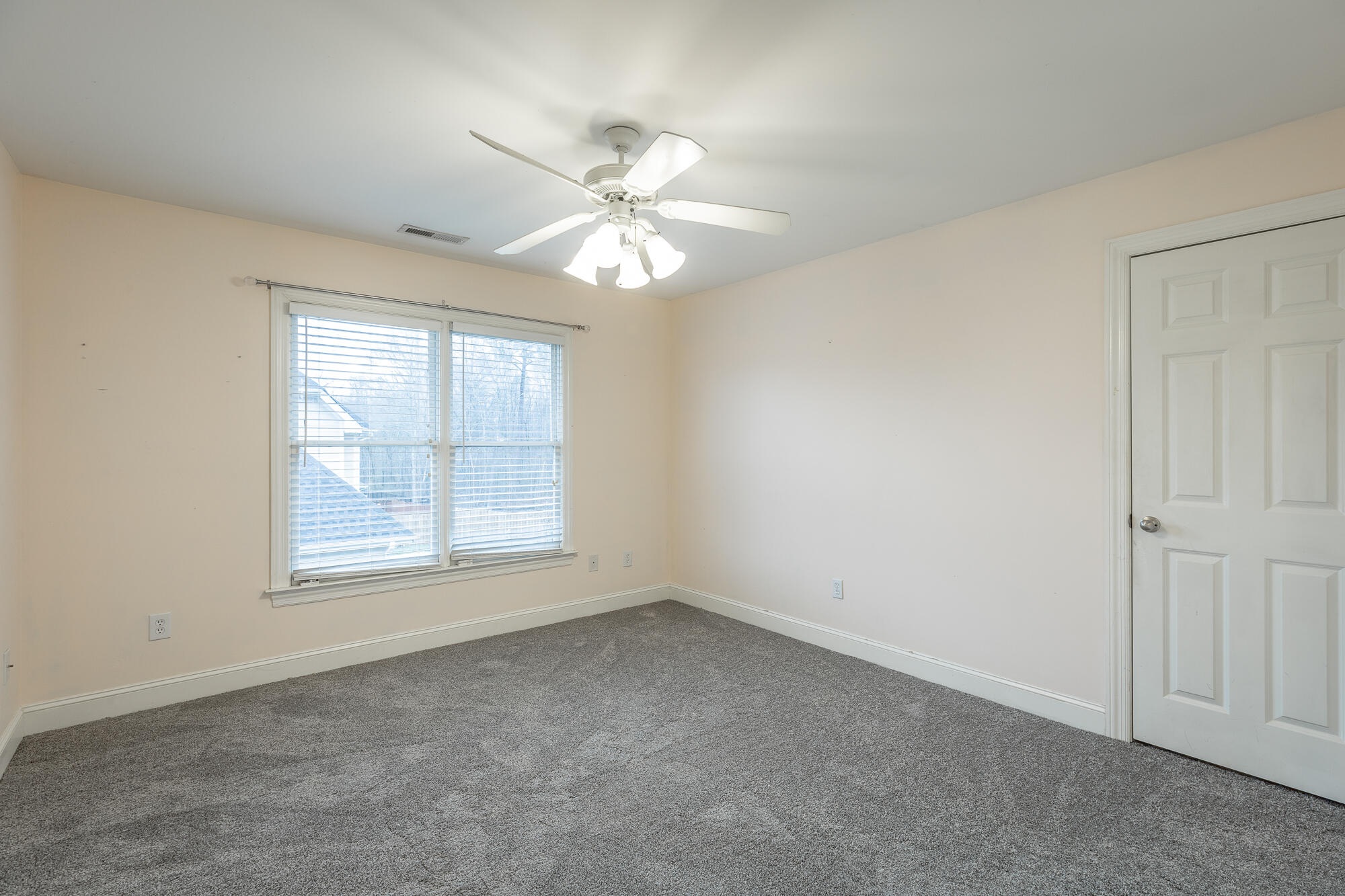 2107 Turnberry Circle