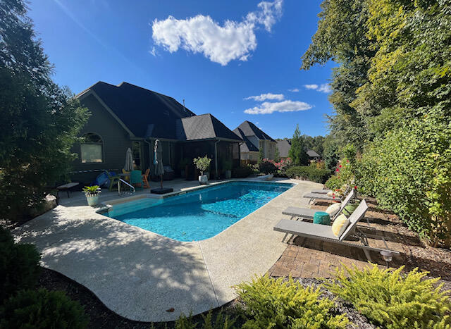 2107 Turnberry Circle