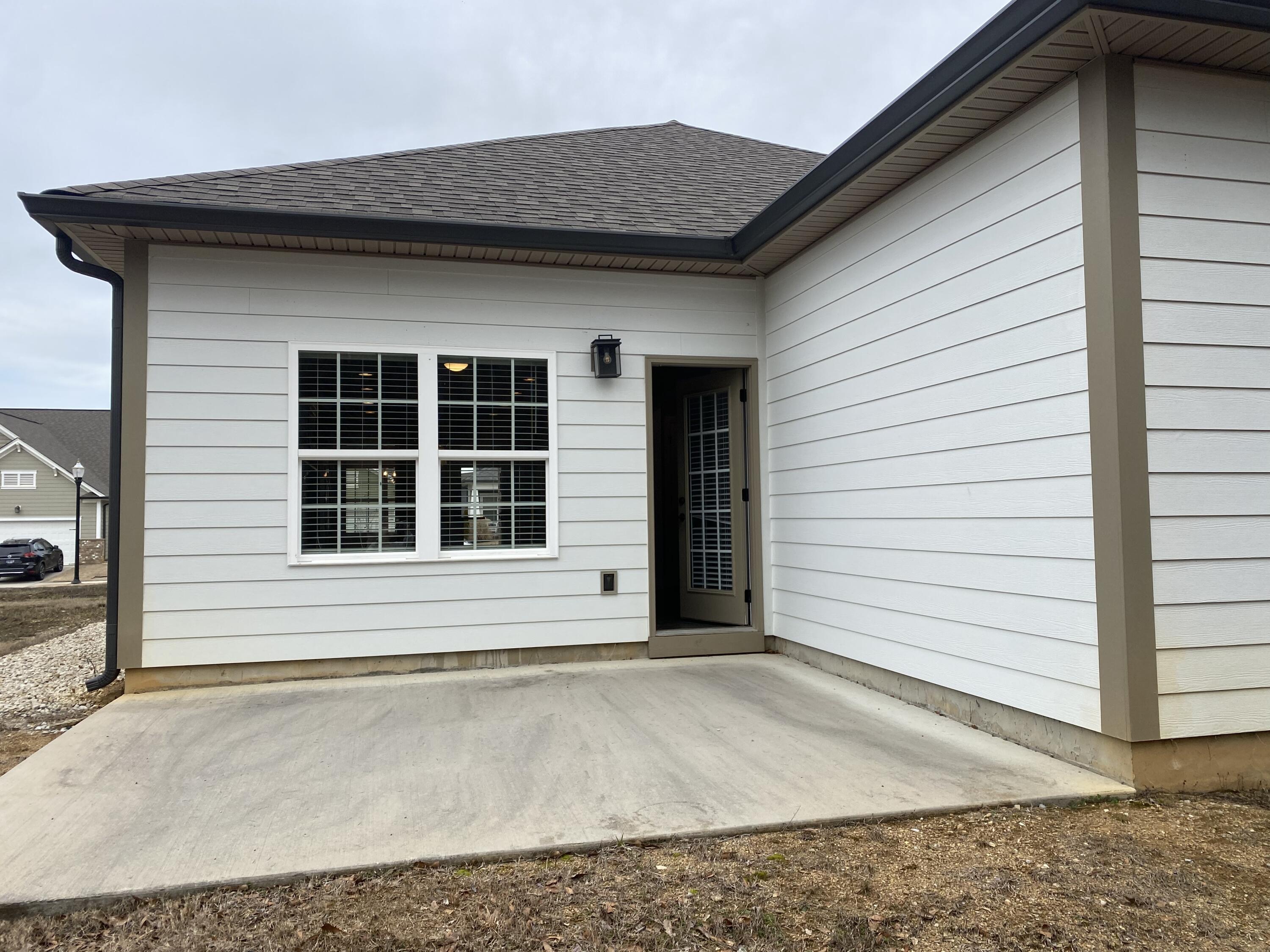 6106 Amber Forest Trail