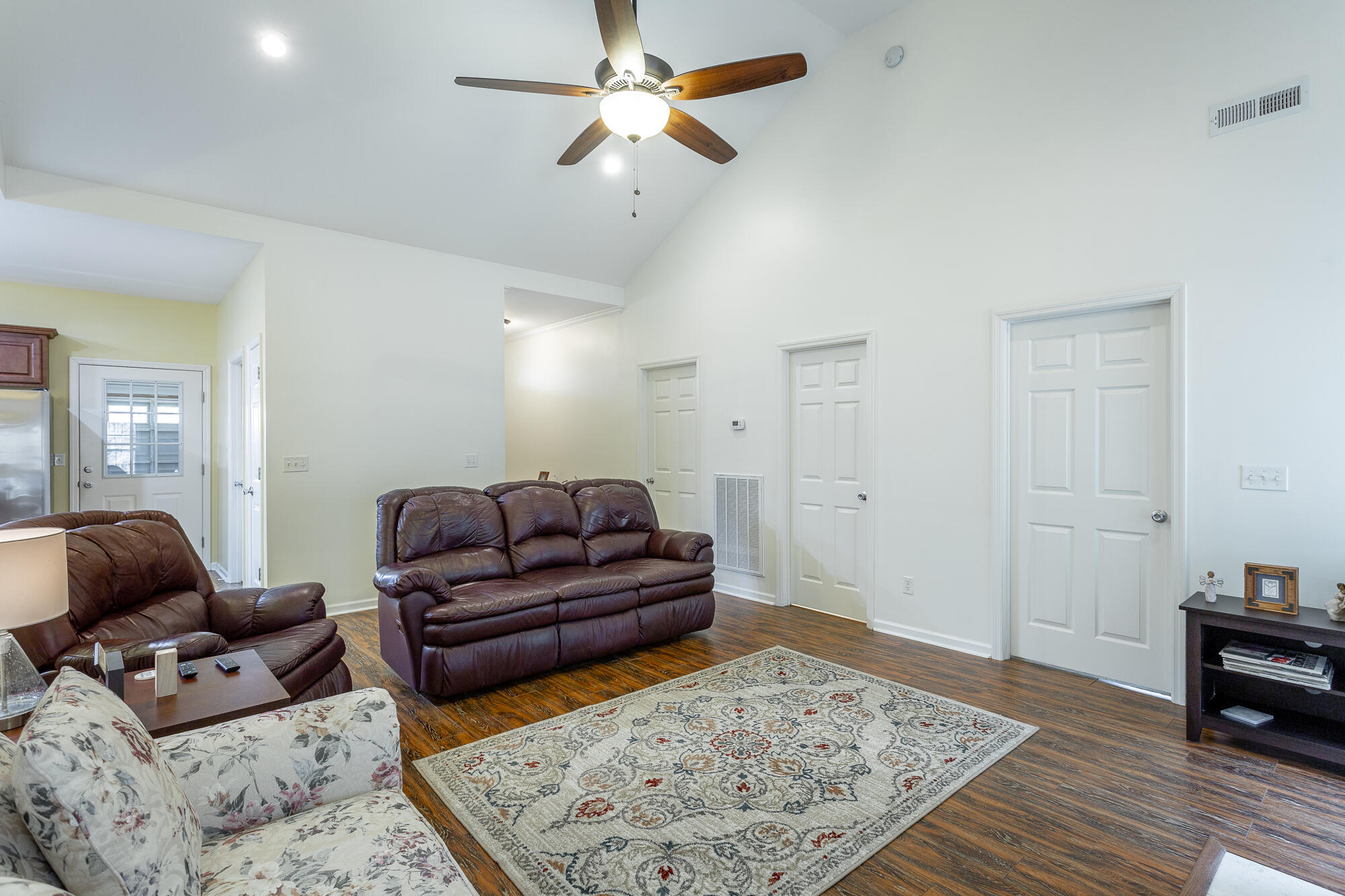 6290 Jacq Court