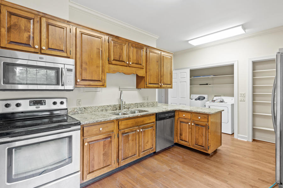 1012 Southbridge Lane
