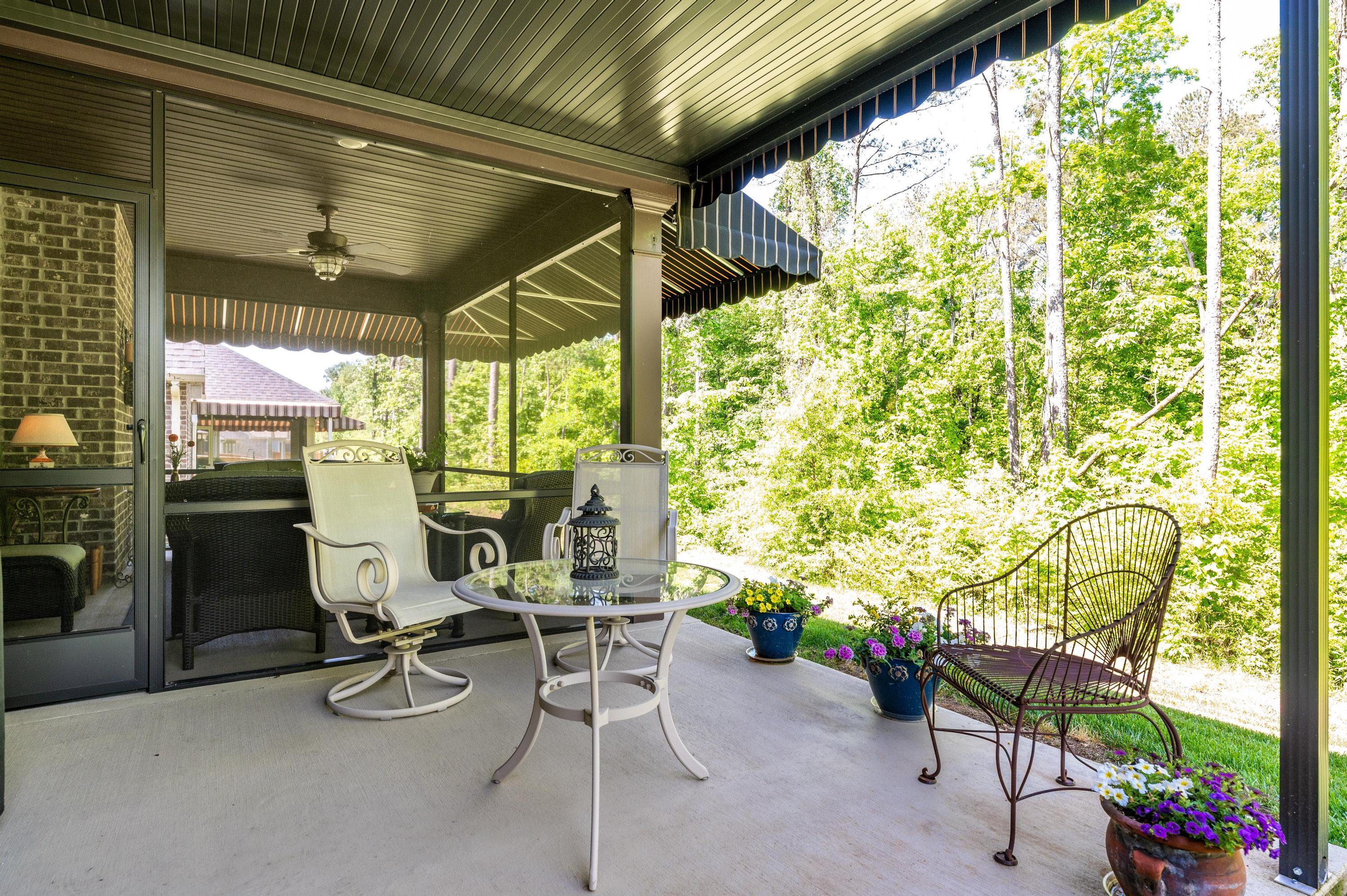 1518 Buttonwood Lp