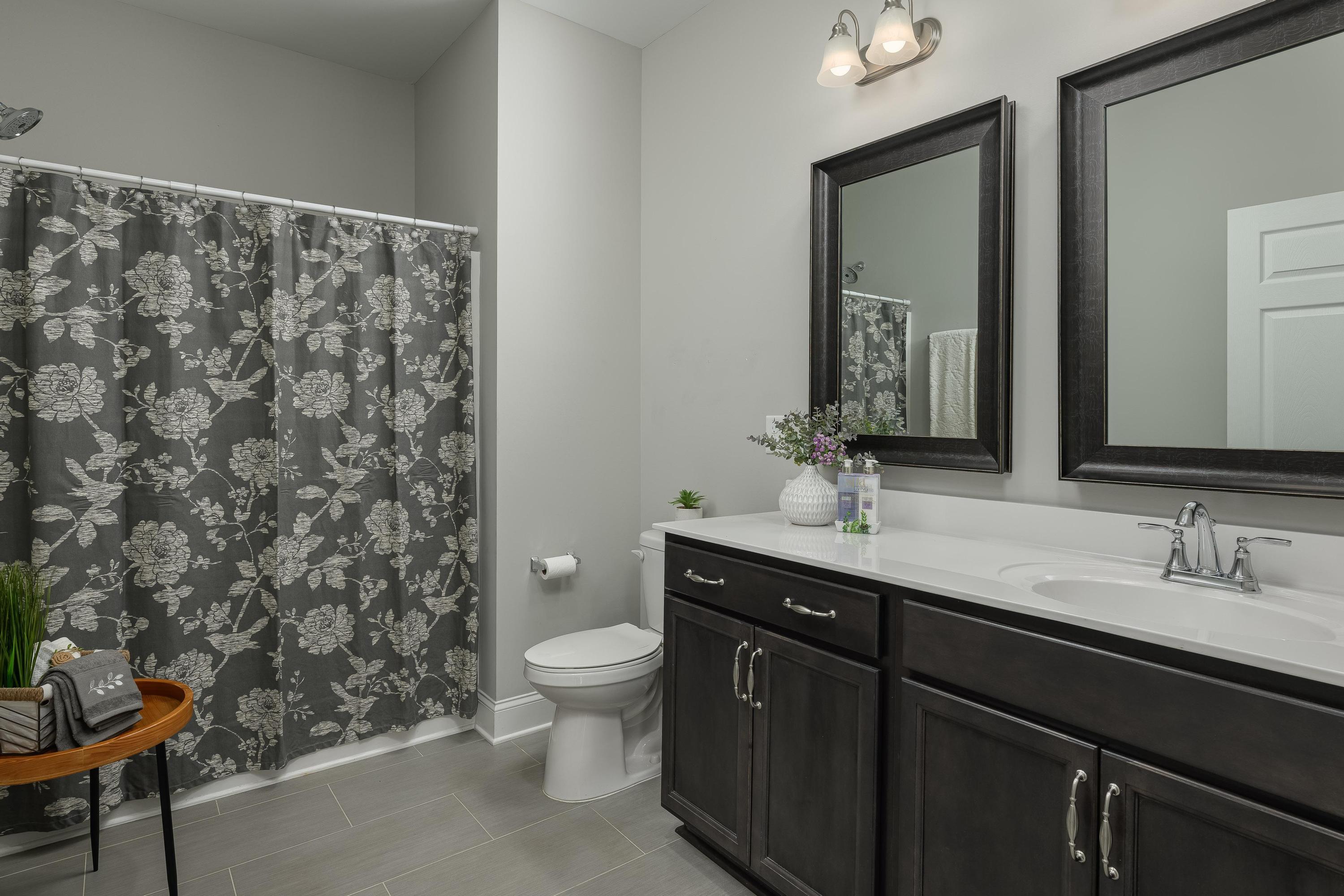 1518 Buttonwood Lp
