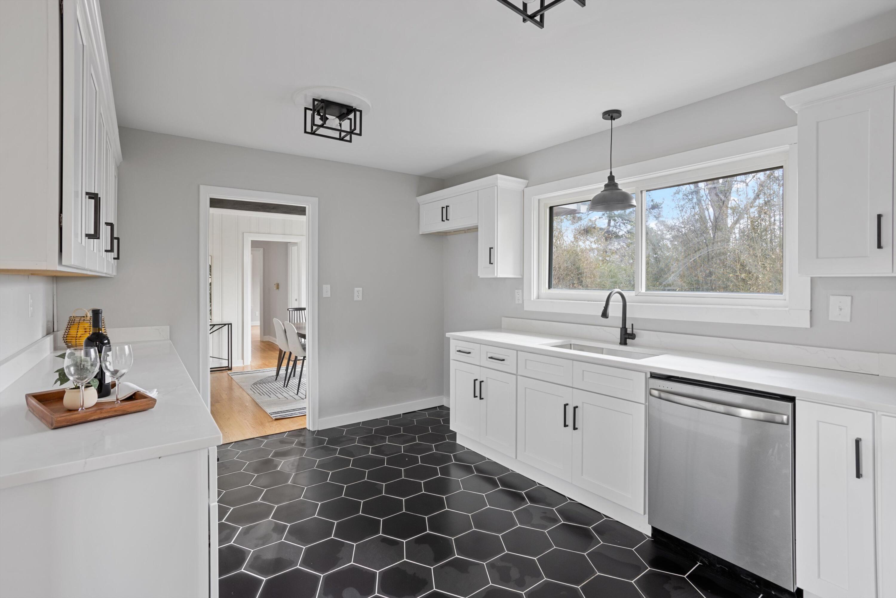 1626 S Rugby Place
