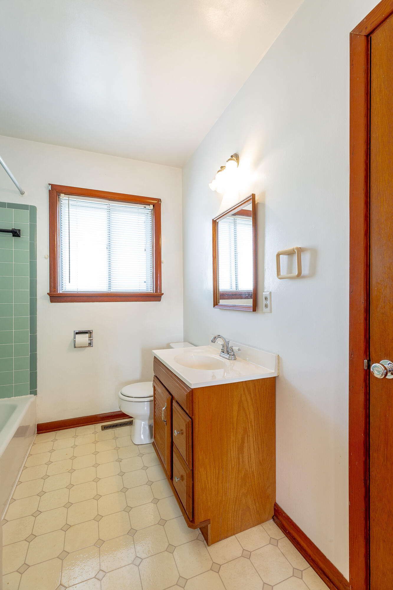 1214 Echo Drive