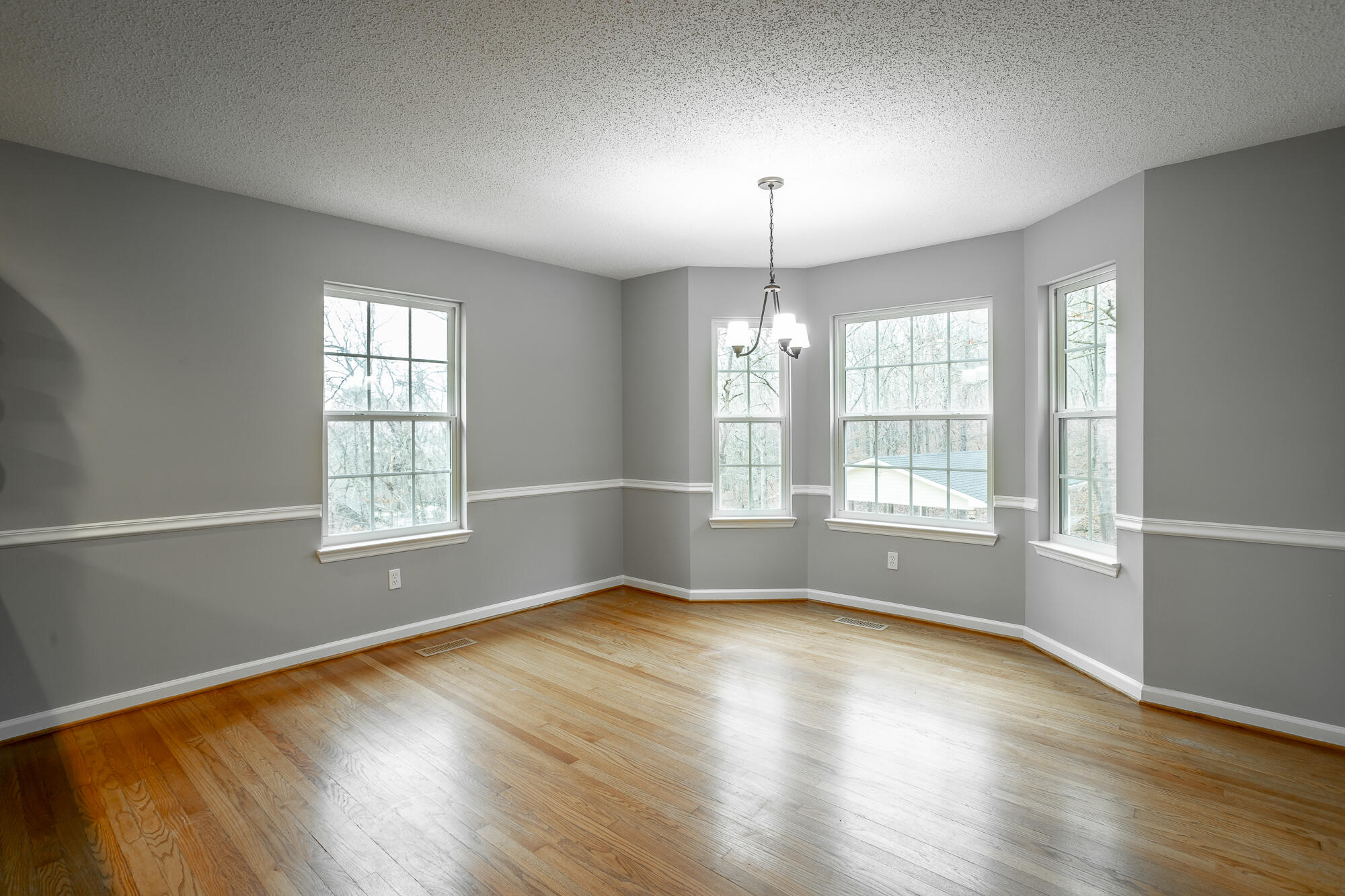 6123 Morning Glory Drive