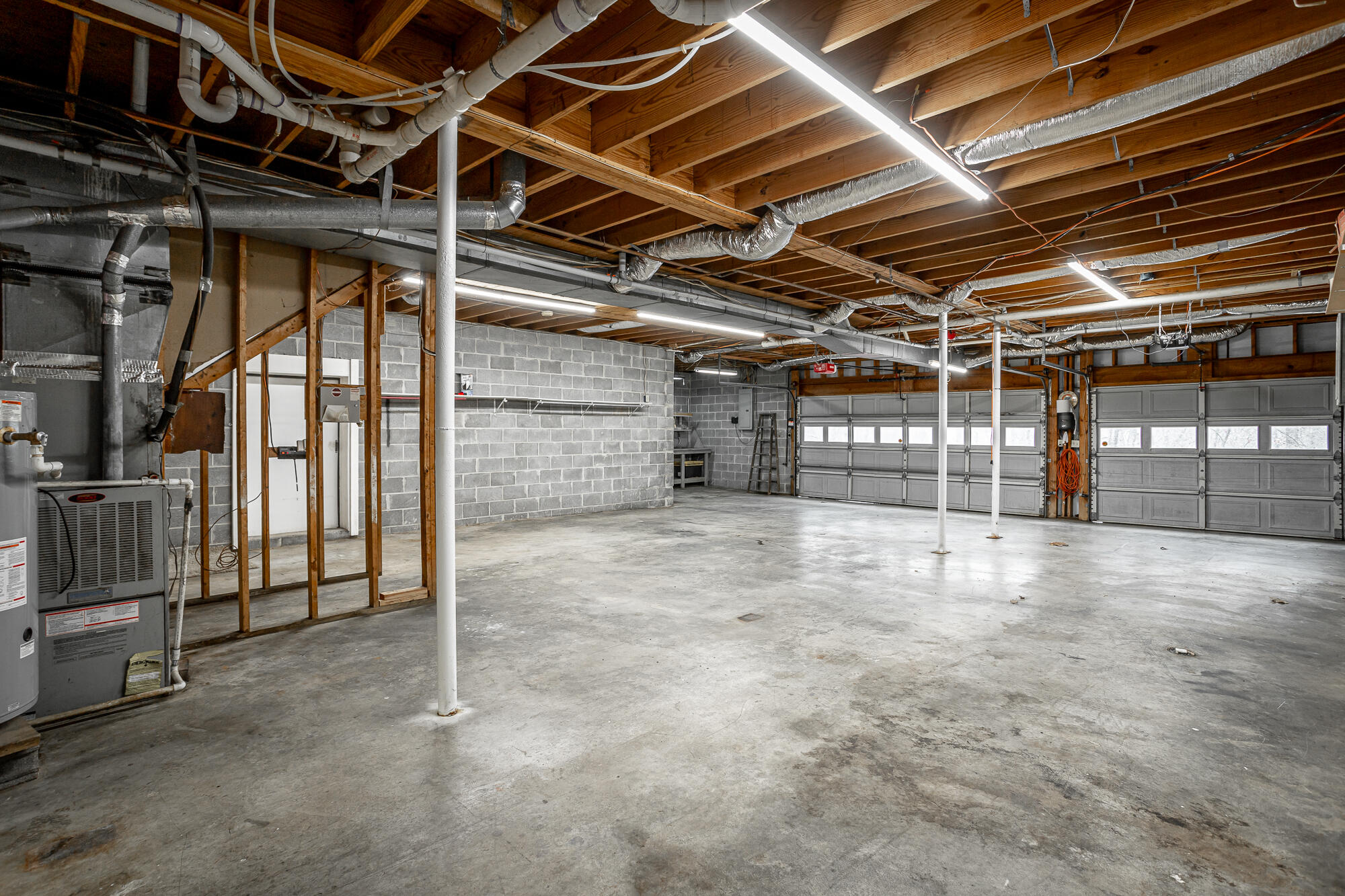 6123 Morning Glory Drive