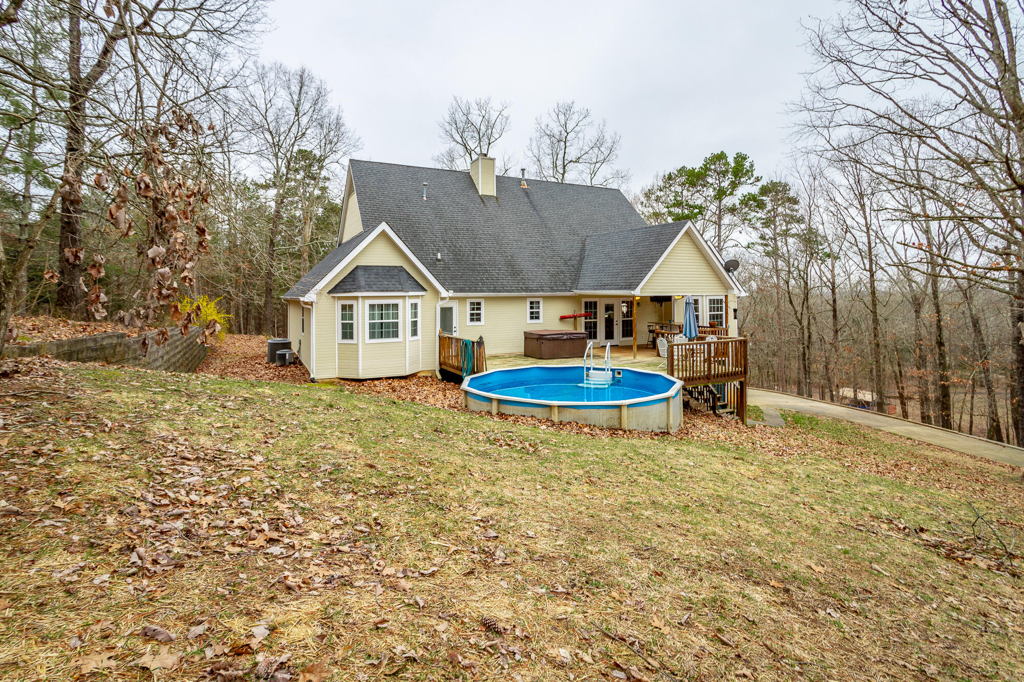 6123 Morning Glory Drive