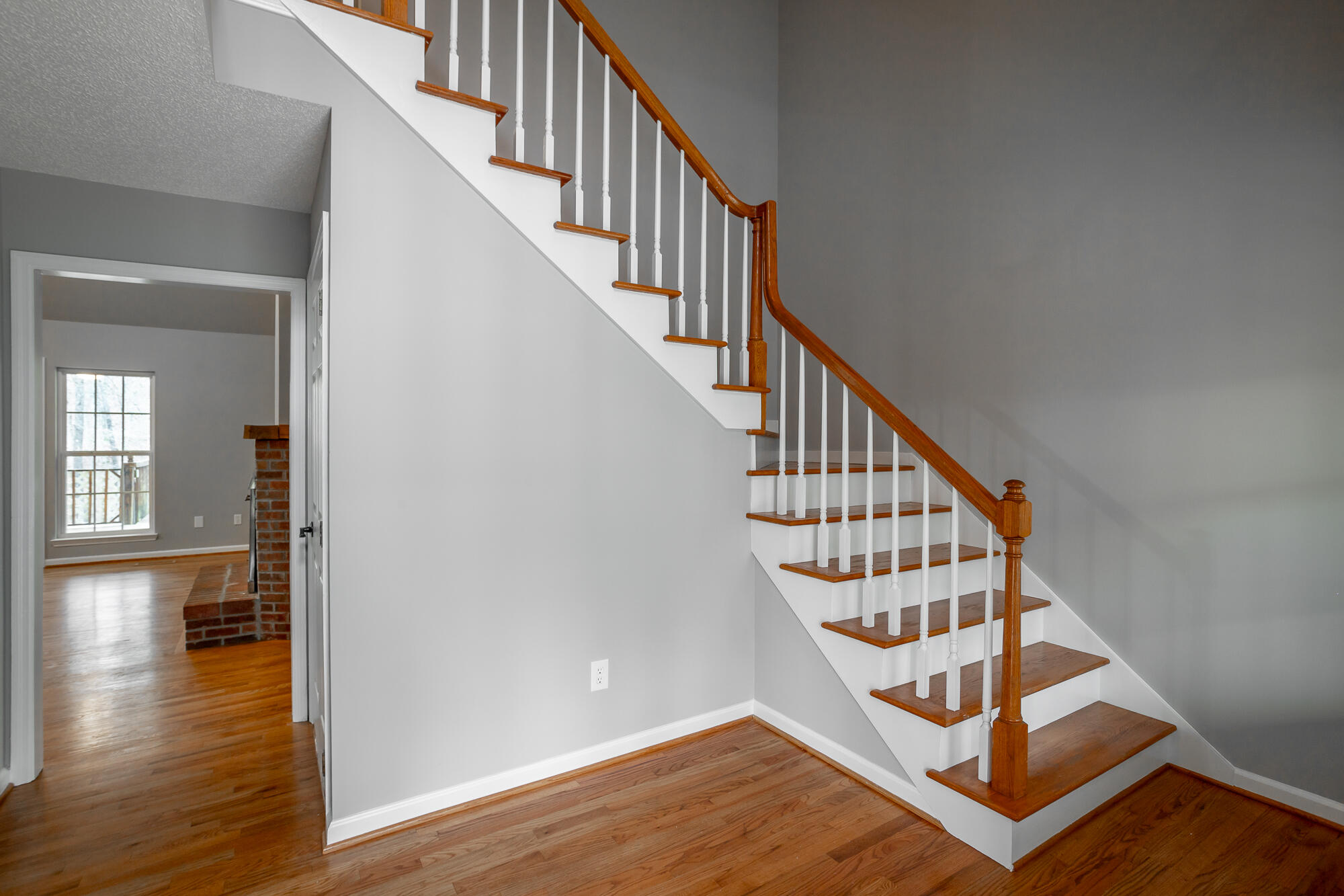 6123 Morning Glory Drive