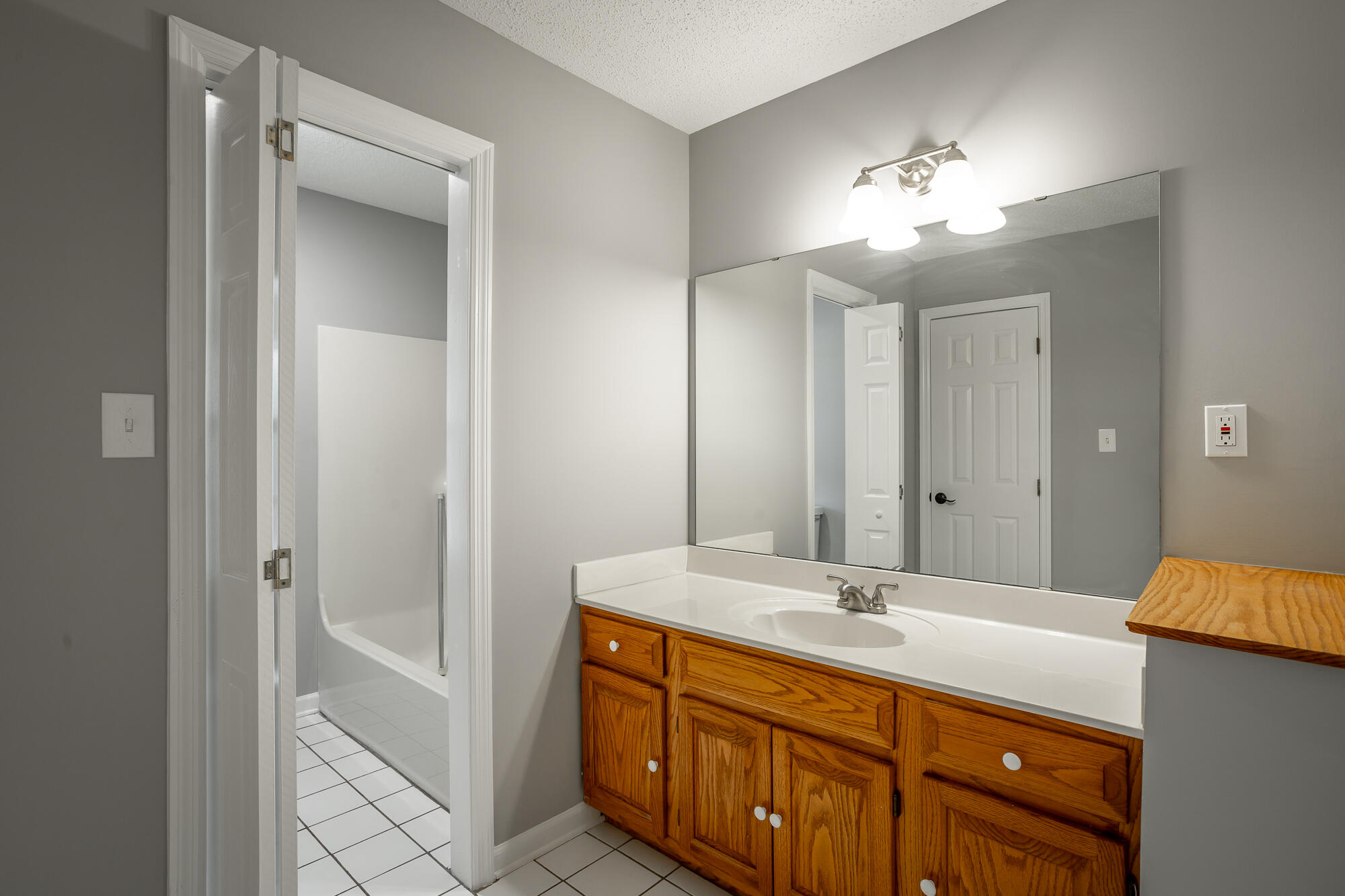 6123 Morning Glory Drive