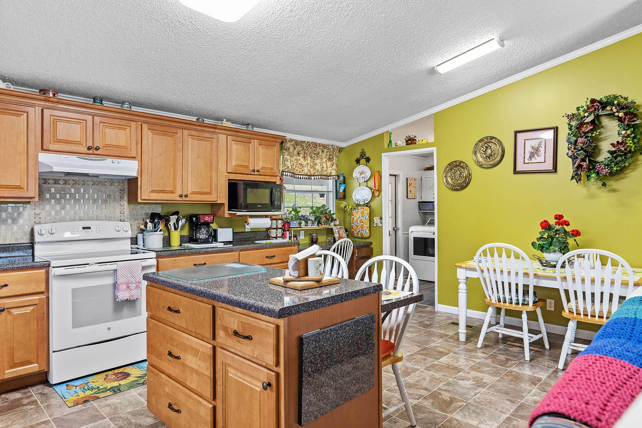 9408 Dallas Hollow Road