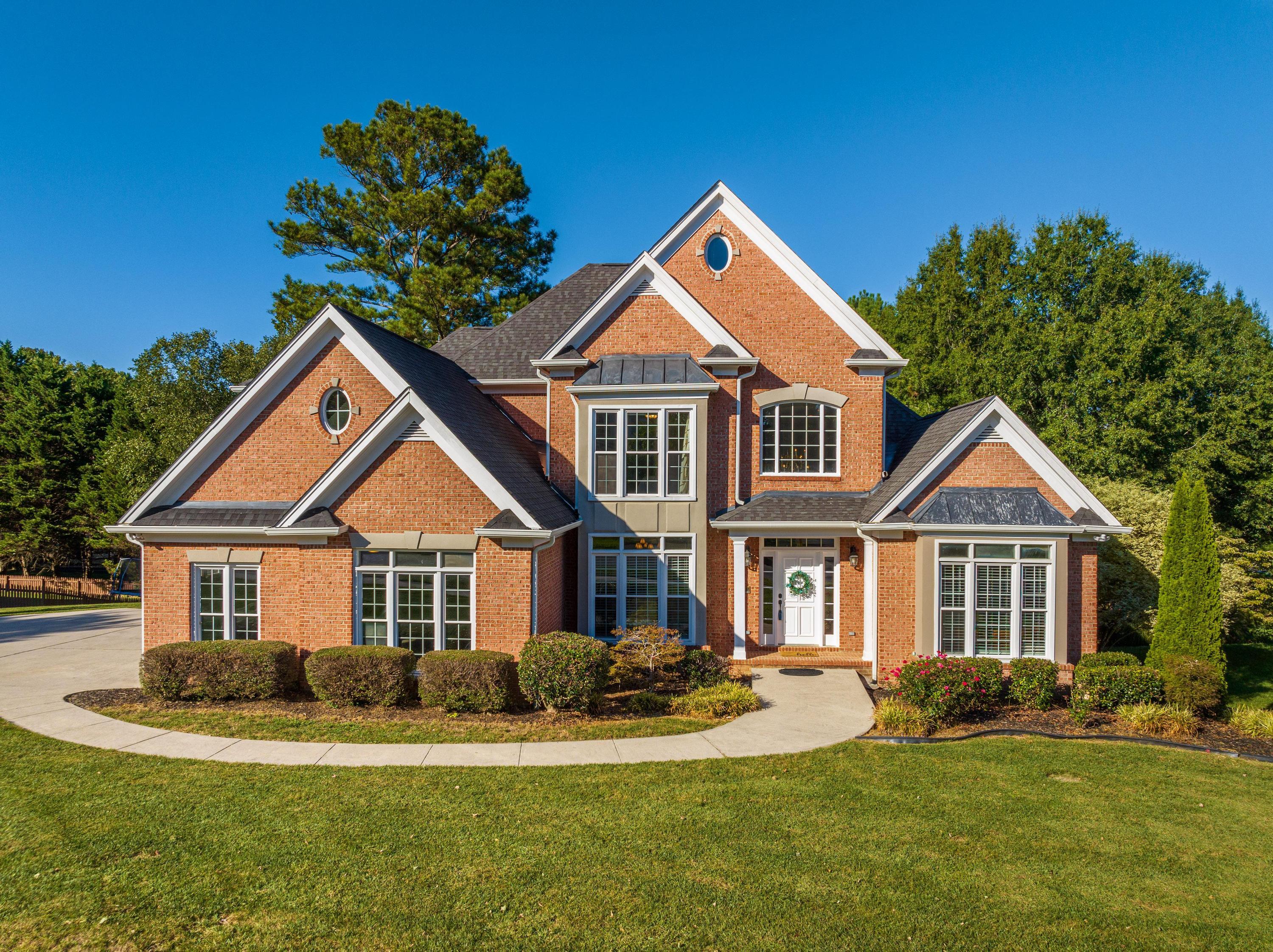 9727 Chestnut Hill Lane