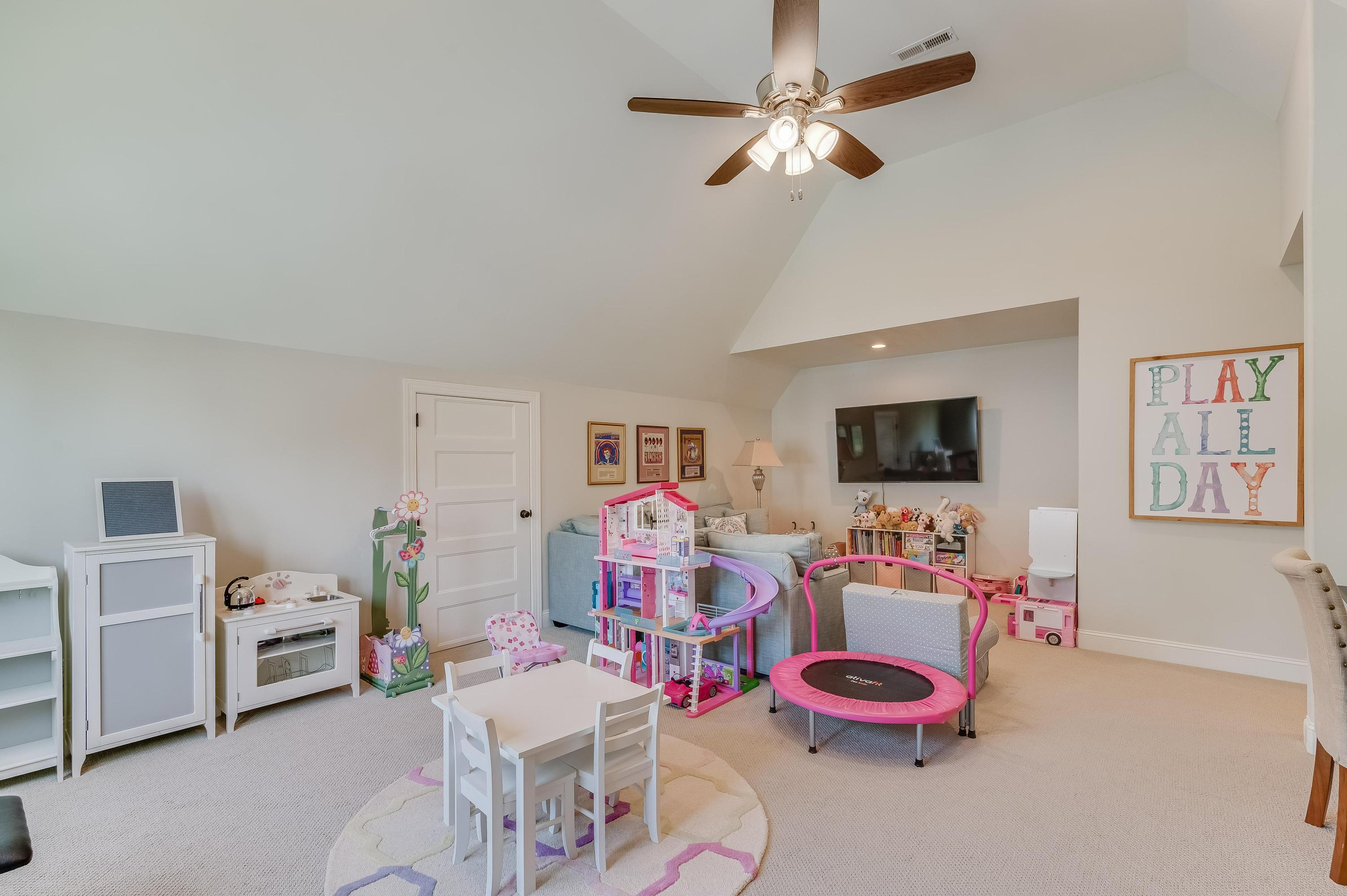 1812 Argyle Court