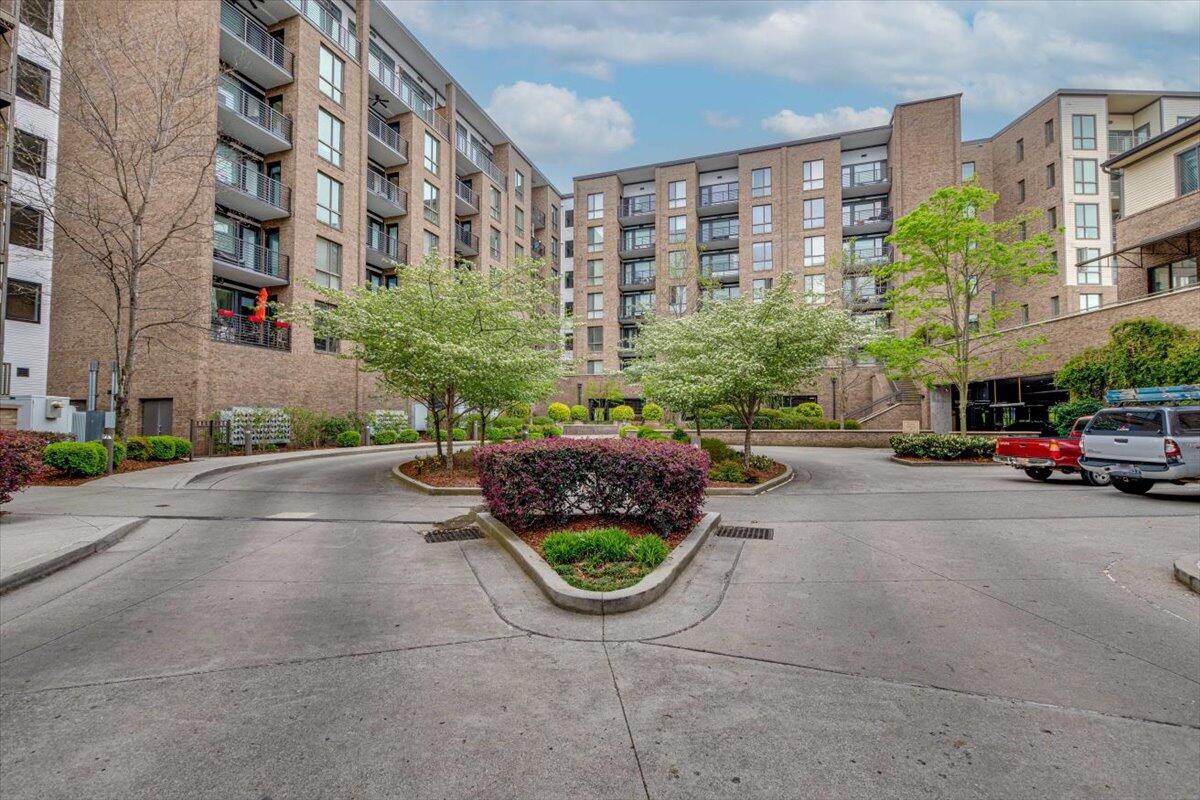 200 Manufacturers Road, Apt 709