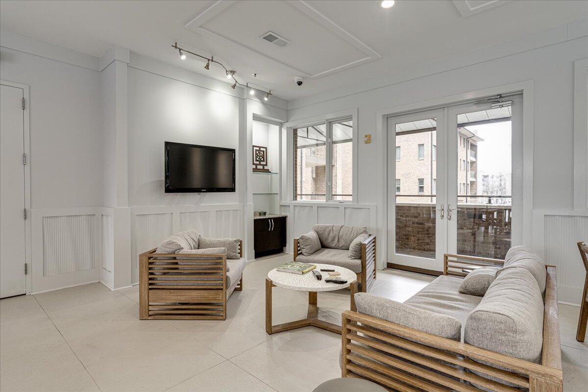 200 Manufacturers Road, Apt 709