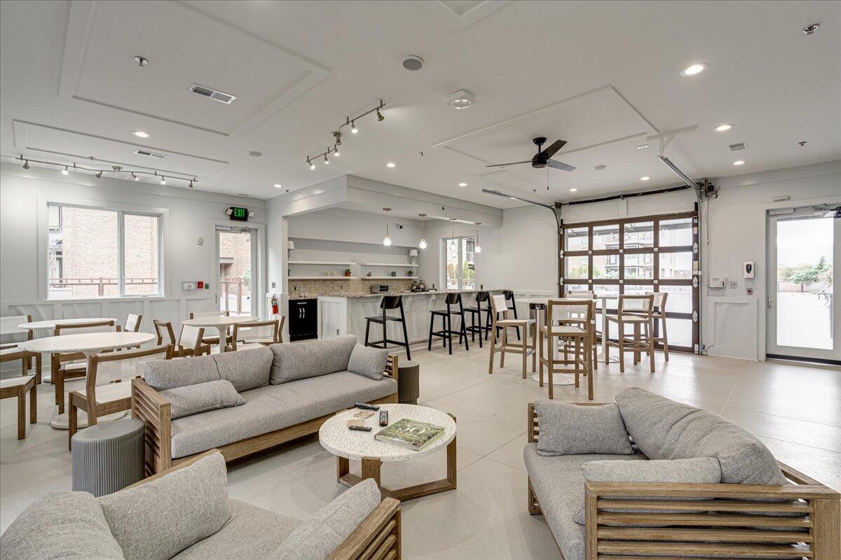 200 Manufacturers Road, Apt 709