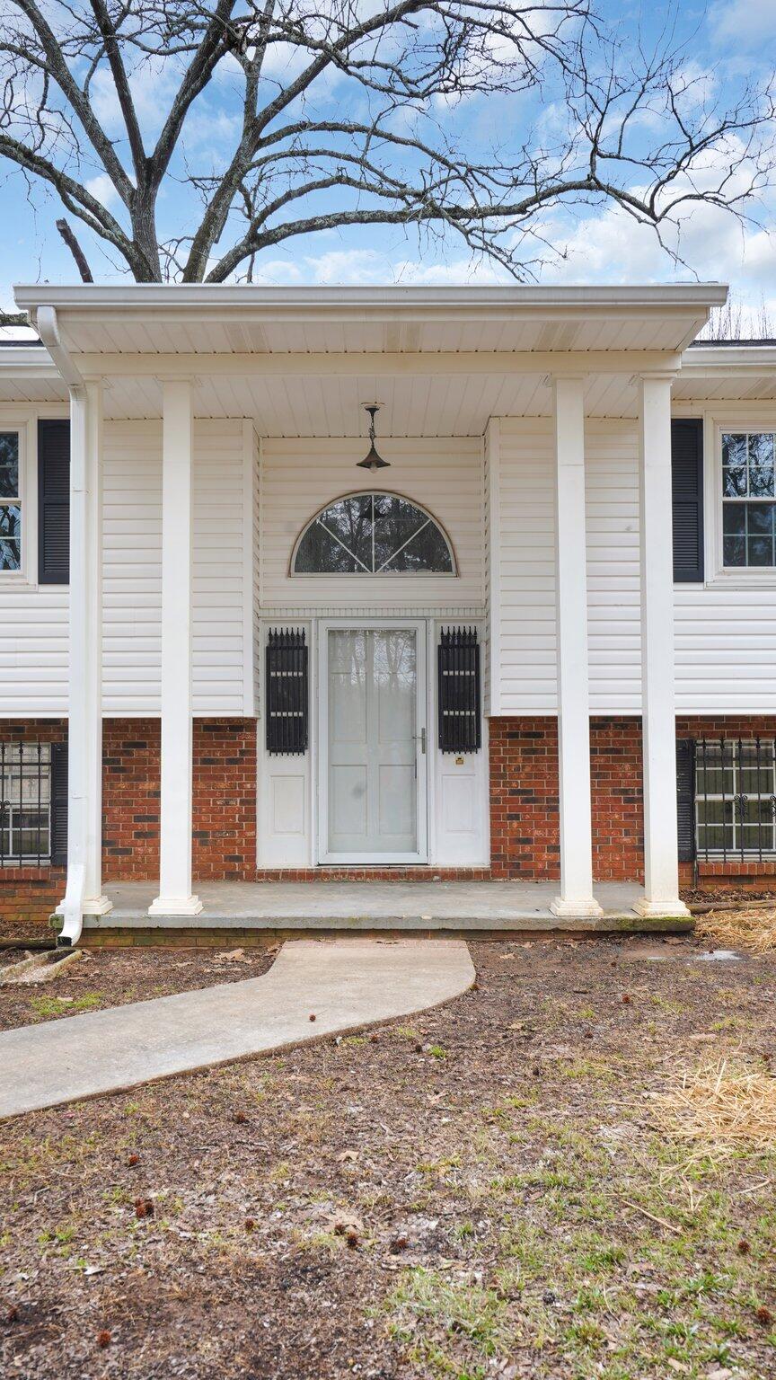 510 Knollwoods Road