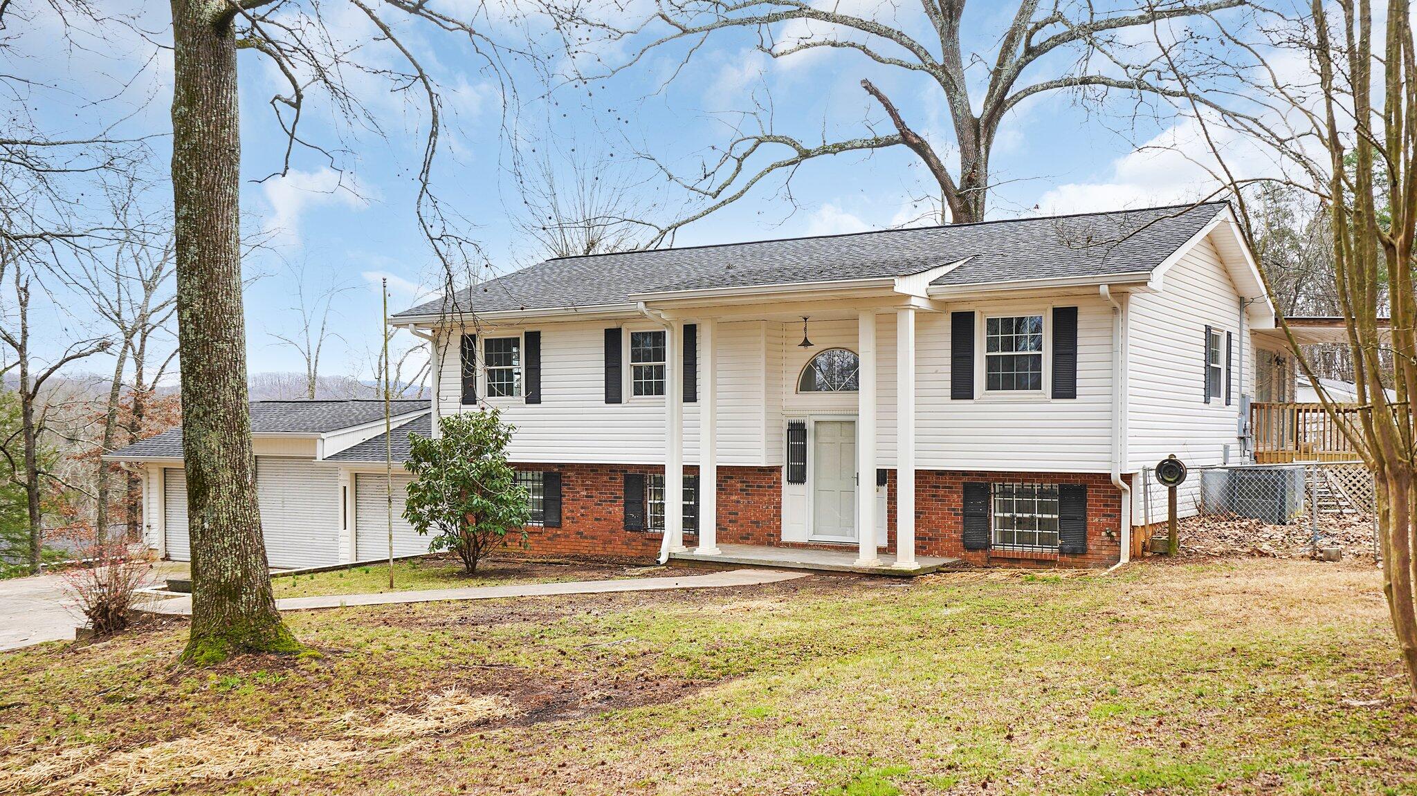 510 Knollwoods Road