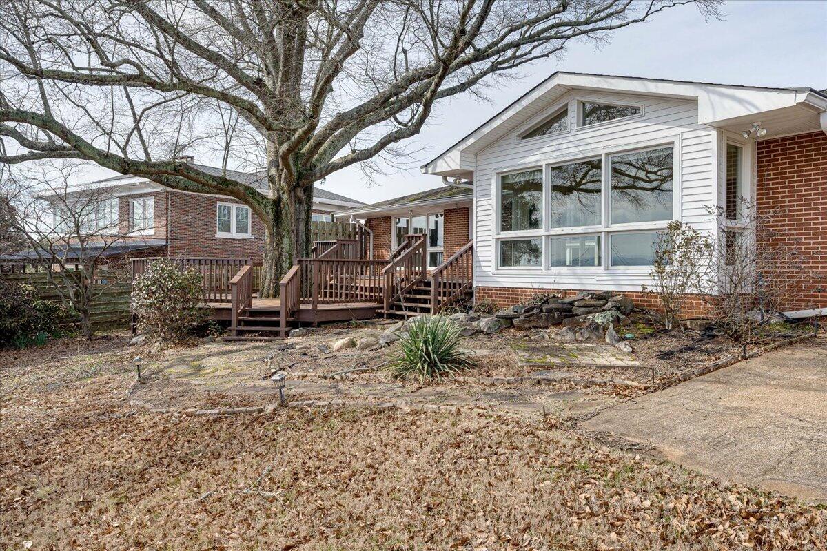 470 N Crest Road