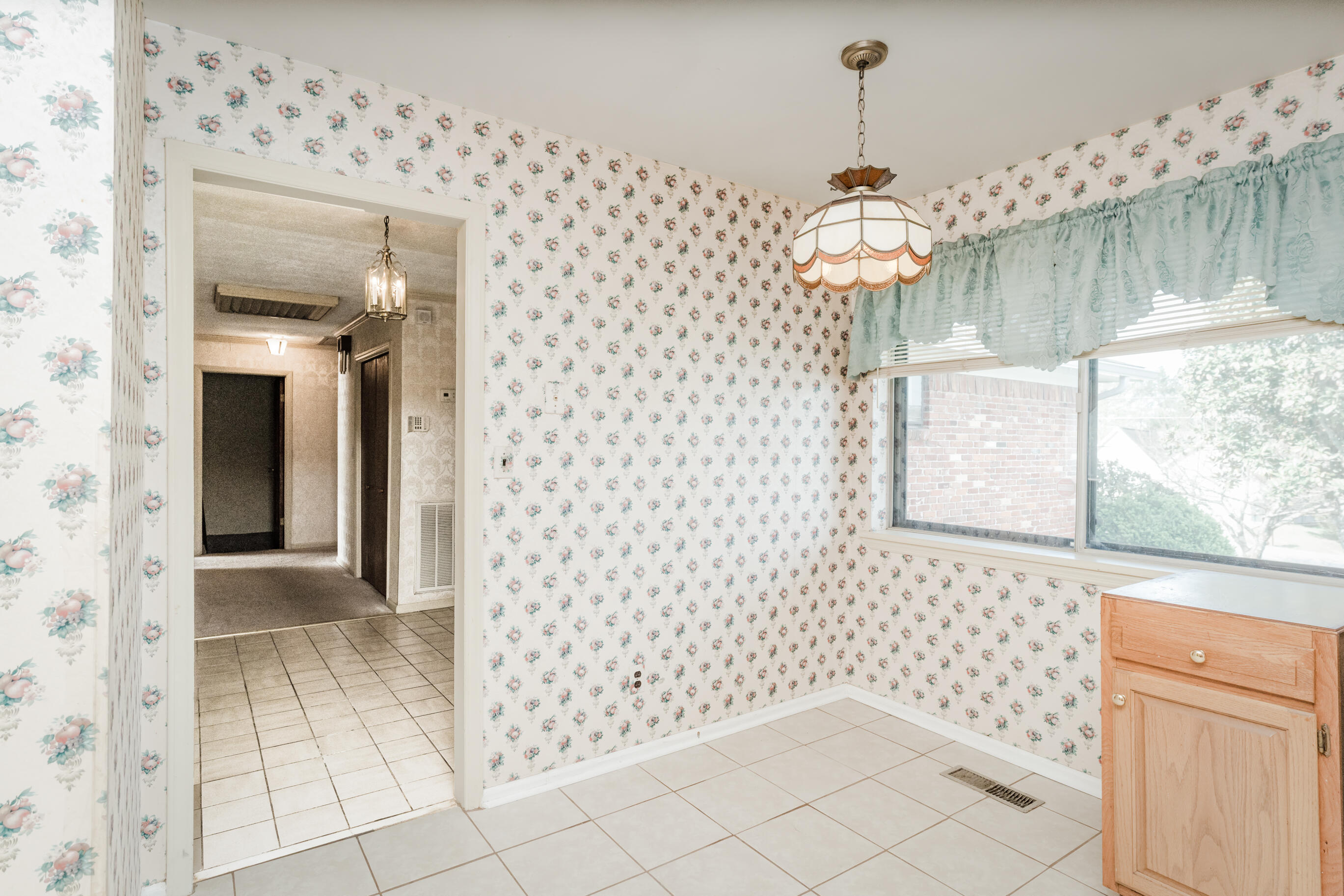 5006 Swan Road