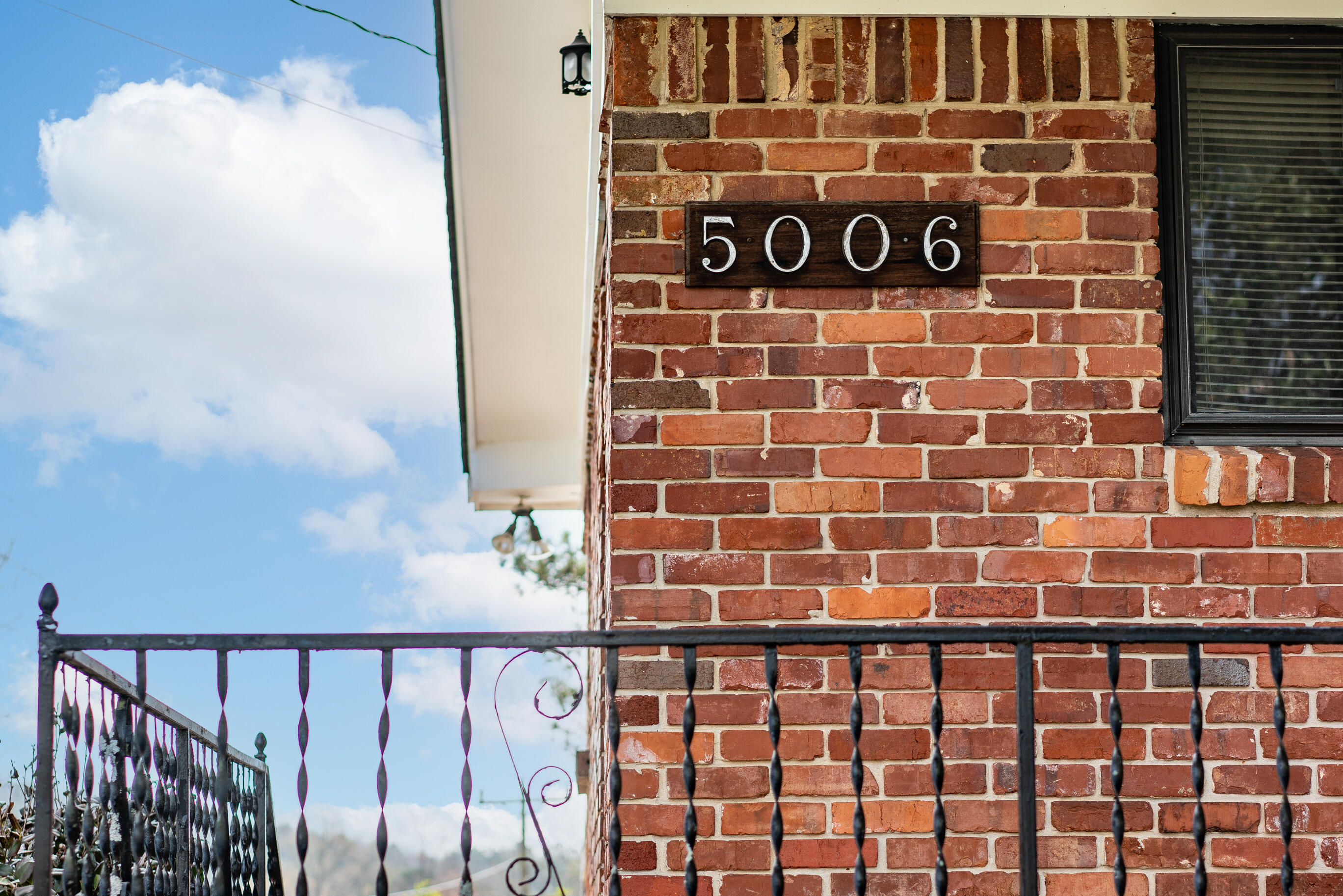 5006 Swan Road
