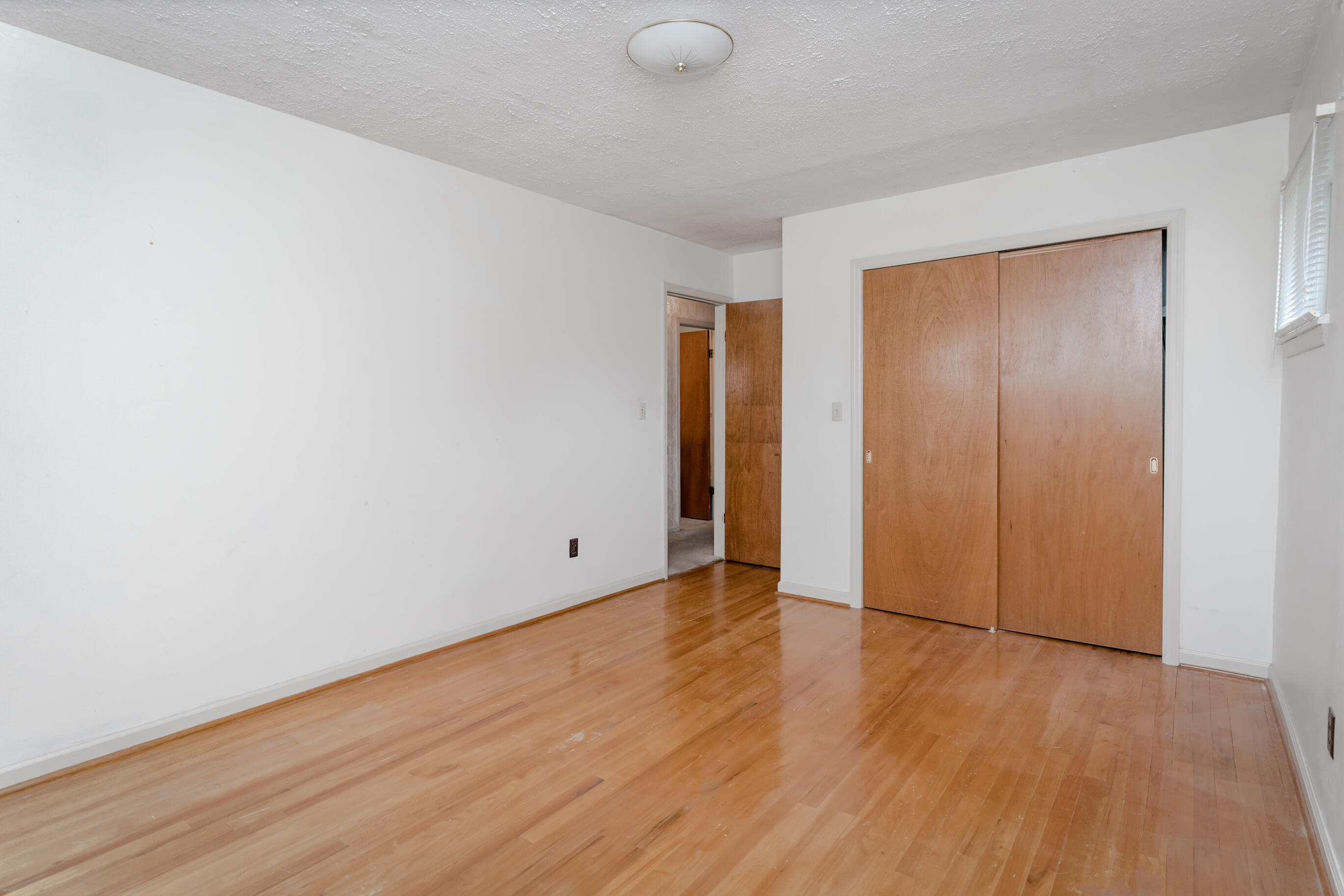 5006 Swan Road