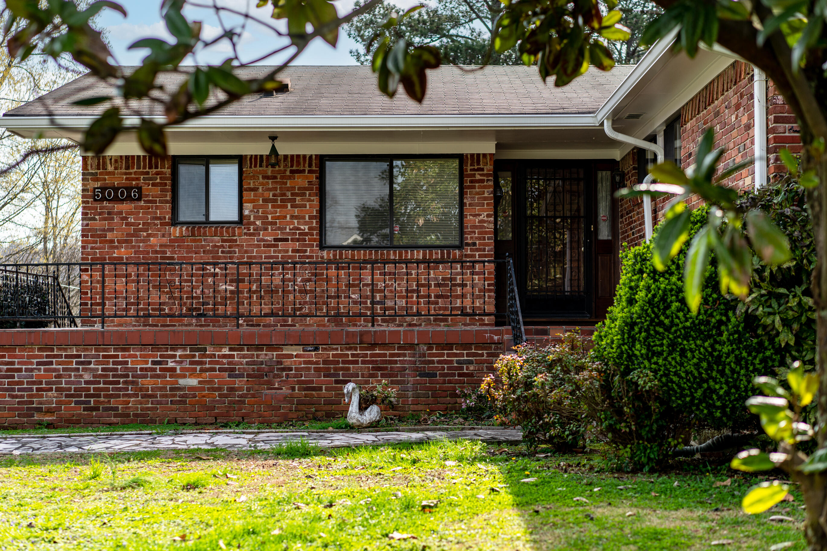 5006 Swan Road