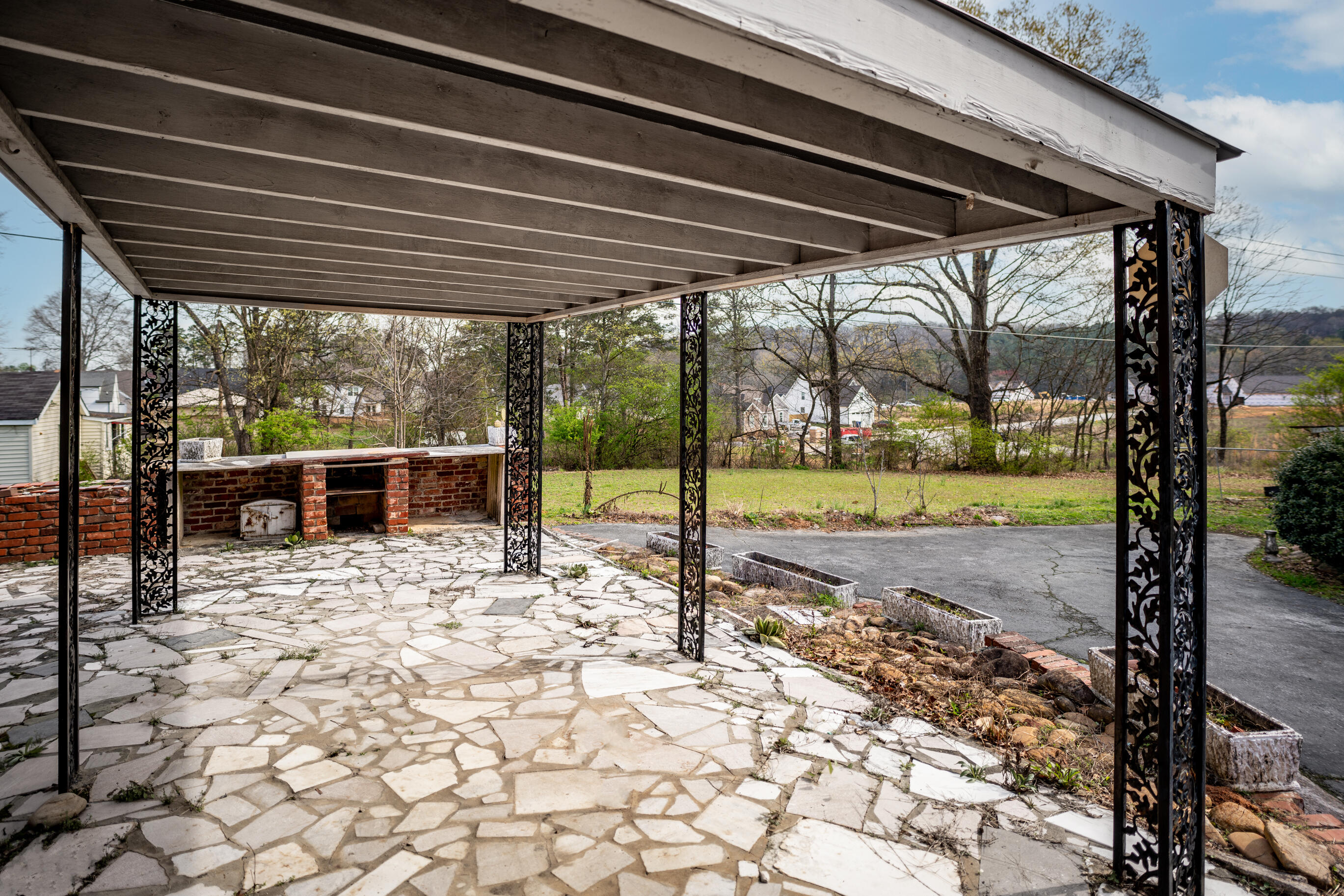 5006 Swan Road