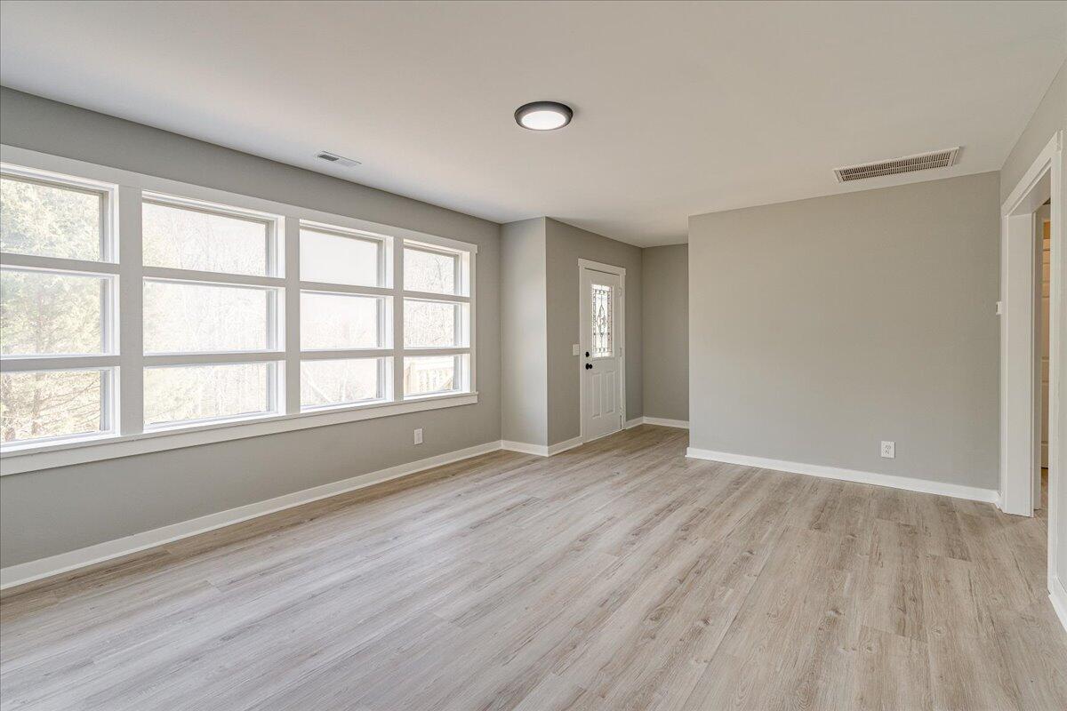 20 Crestline Drive