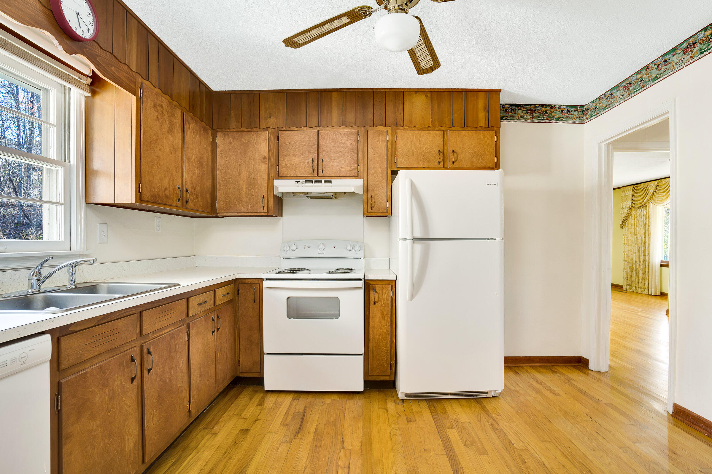 1211 Baggett Road