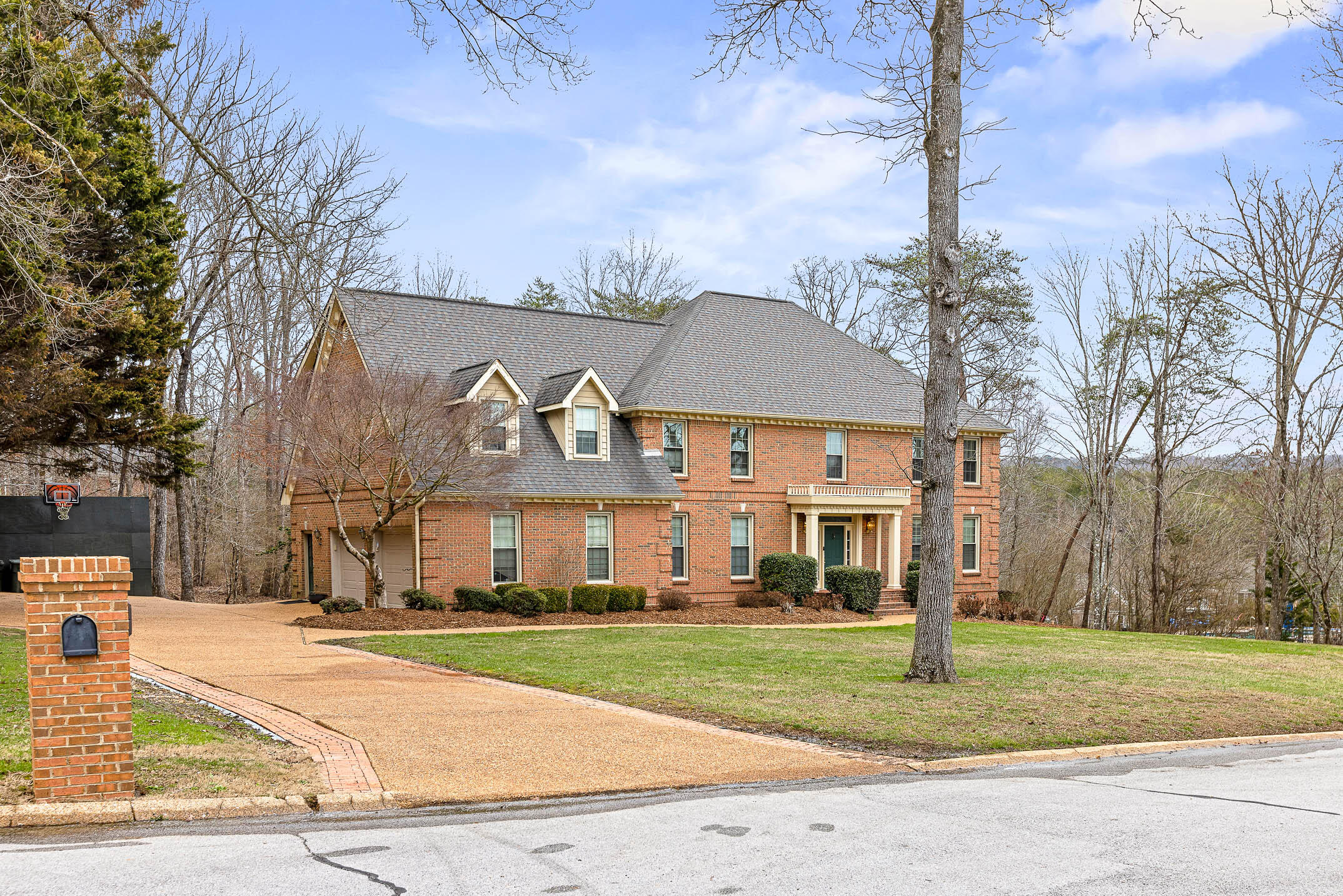 57 Middle Creek Road