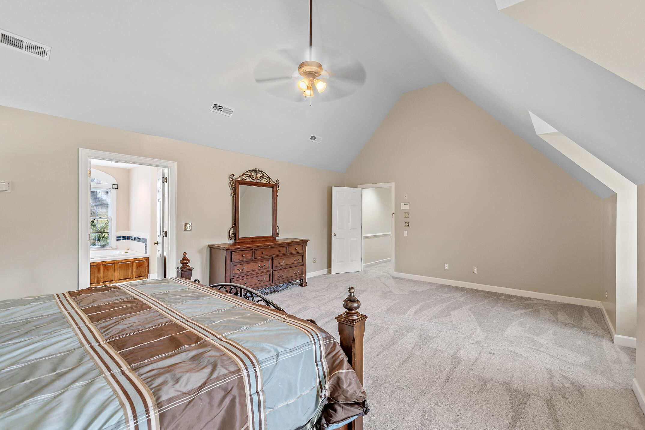 57 Middle Creek Road