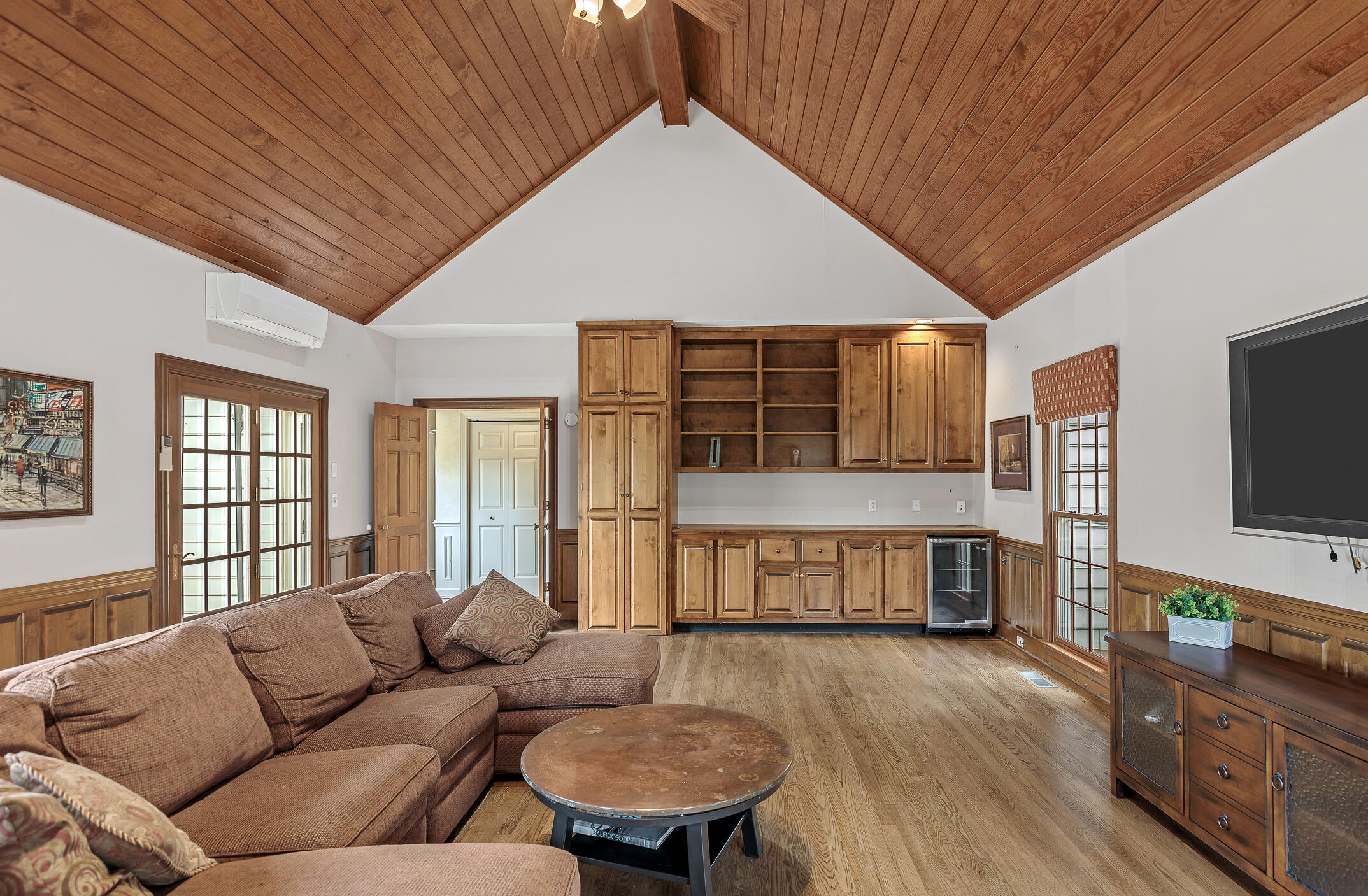57 Middle Creek Road