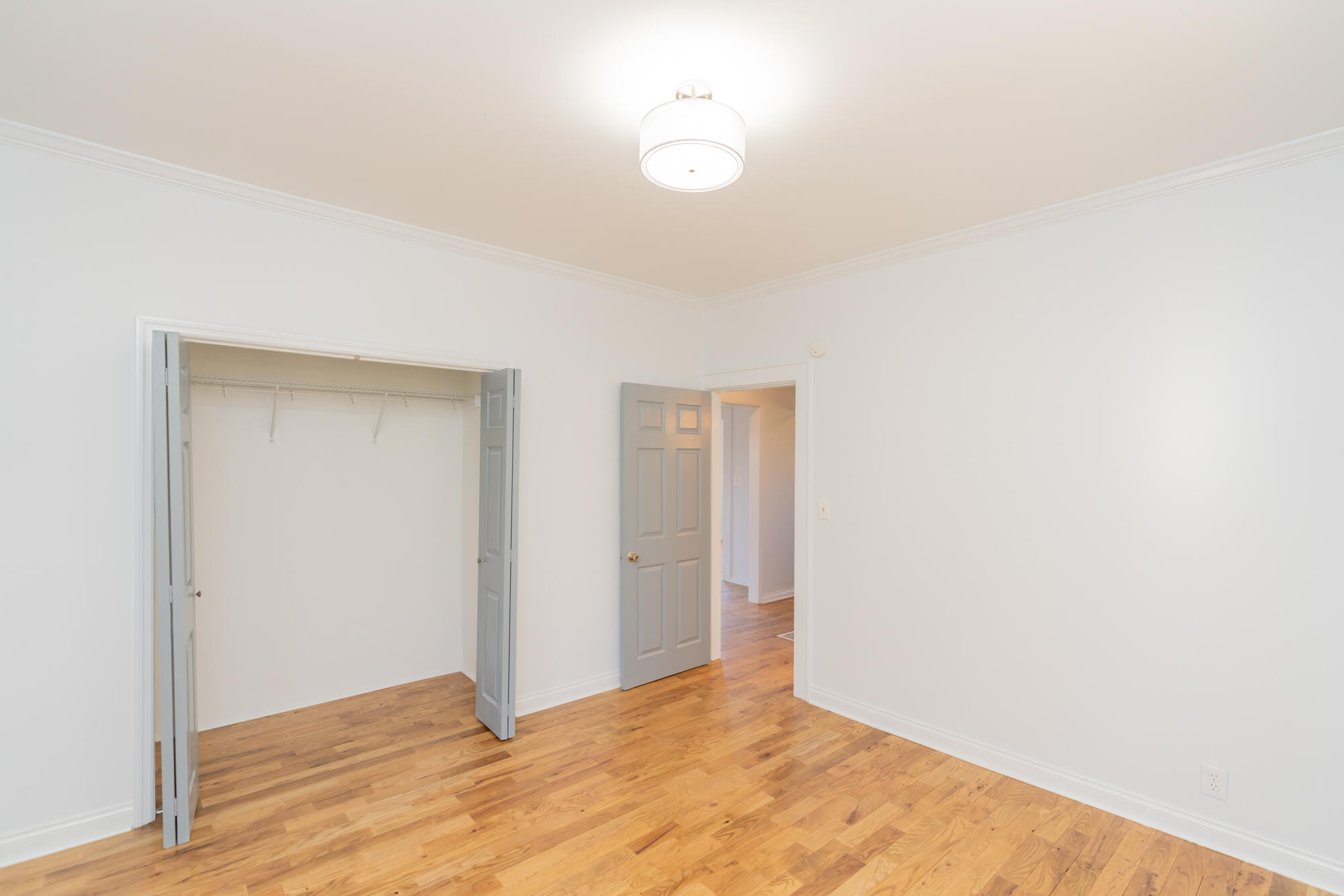 216 P'Poole Avenue