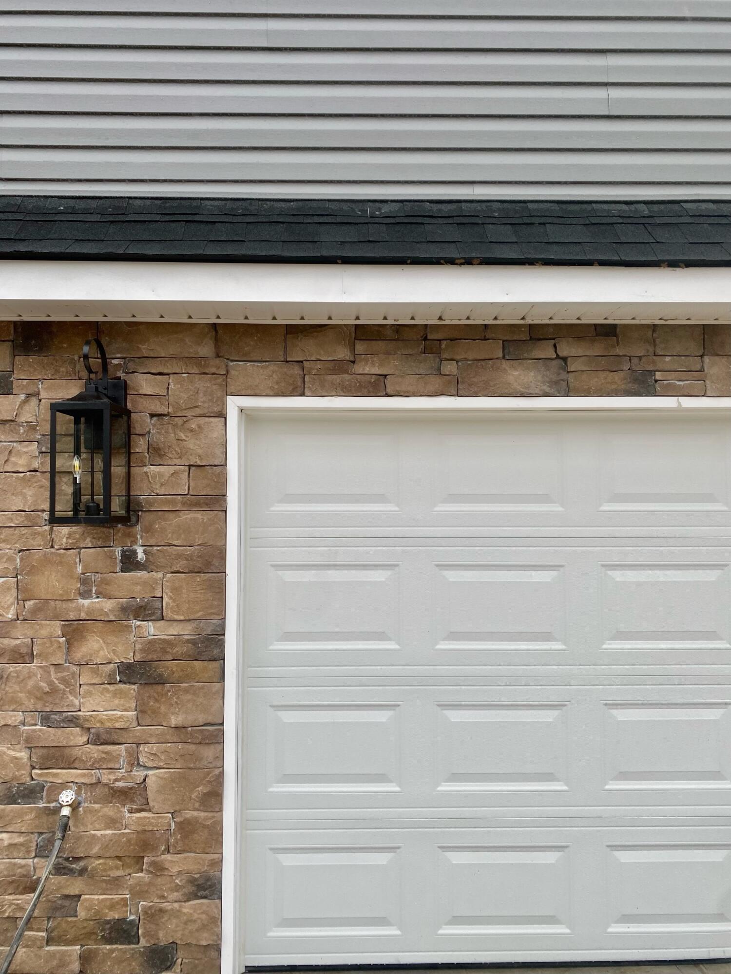 37 Falcons View Drive, 1