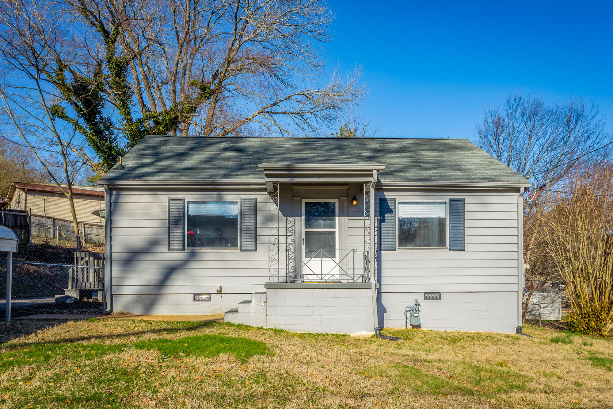 403 Signal View Street