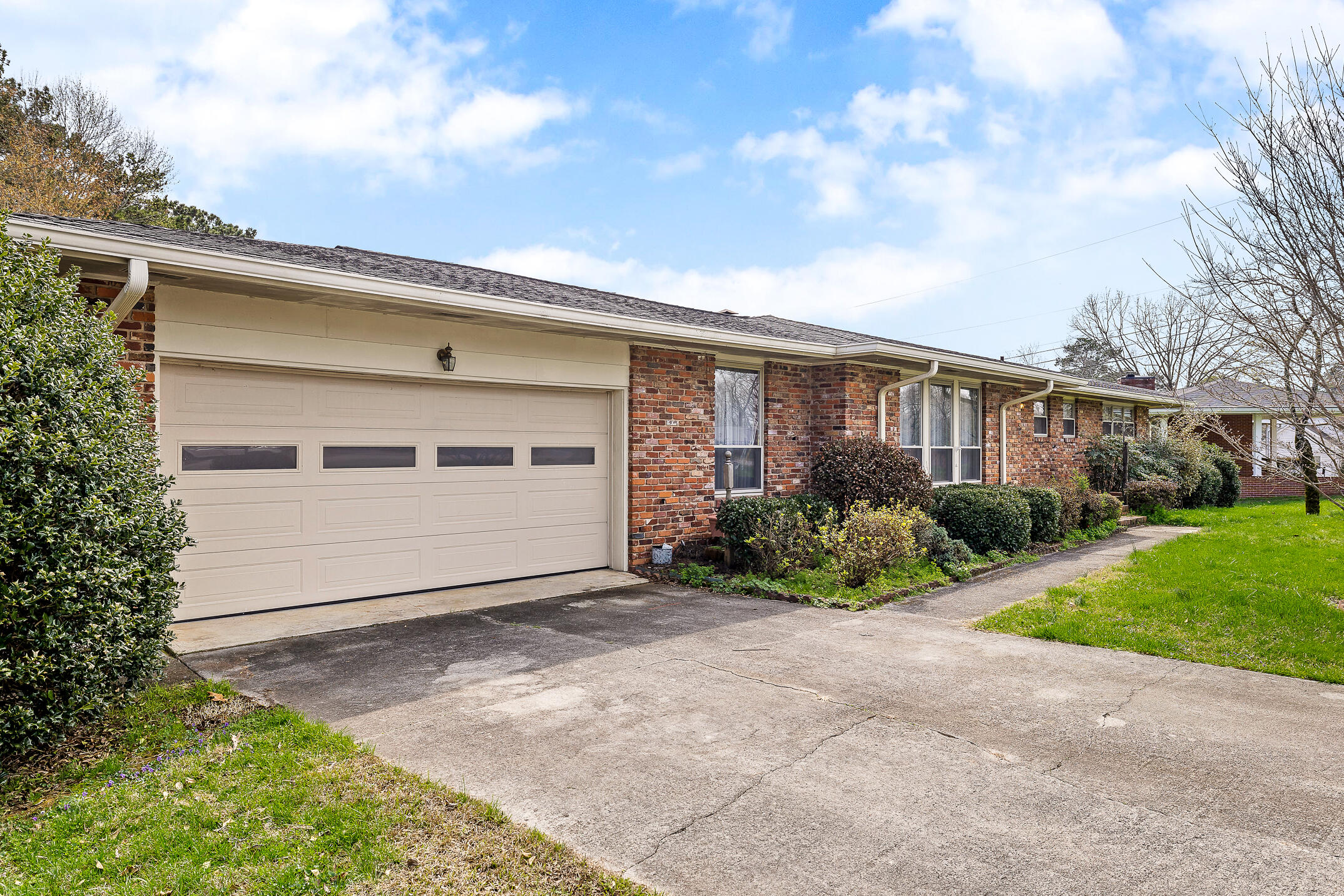 4804 Murray Hills Drive