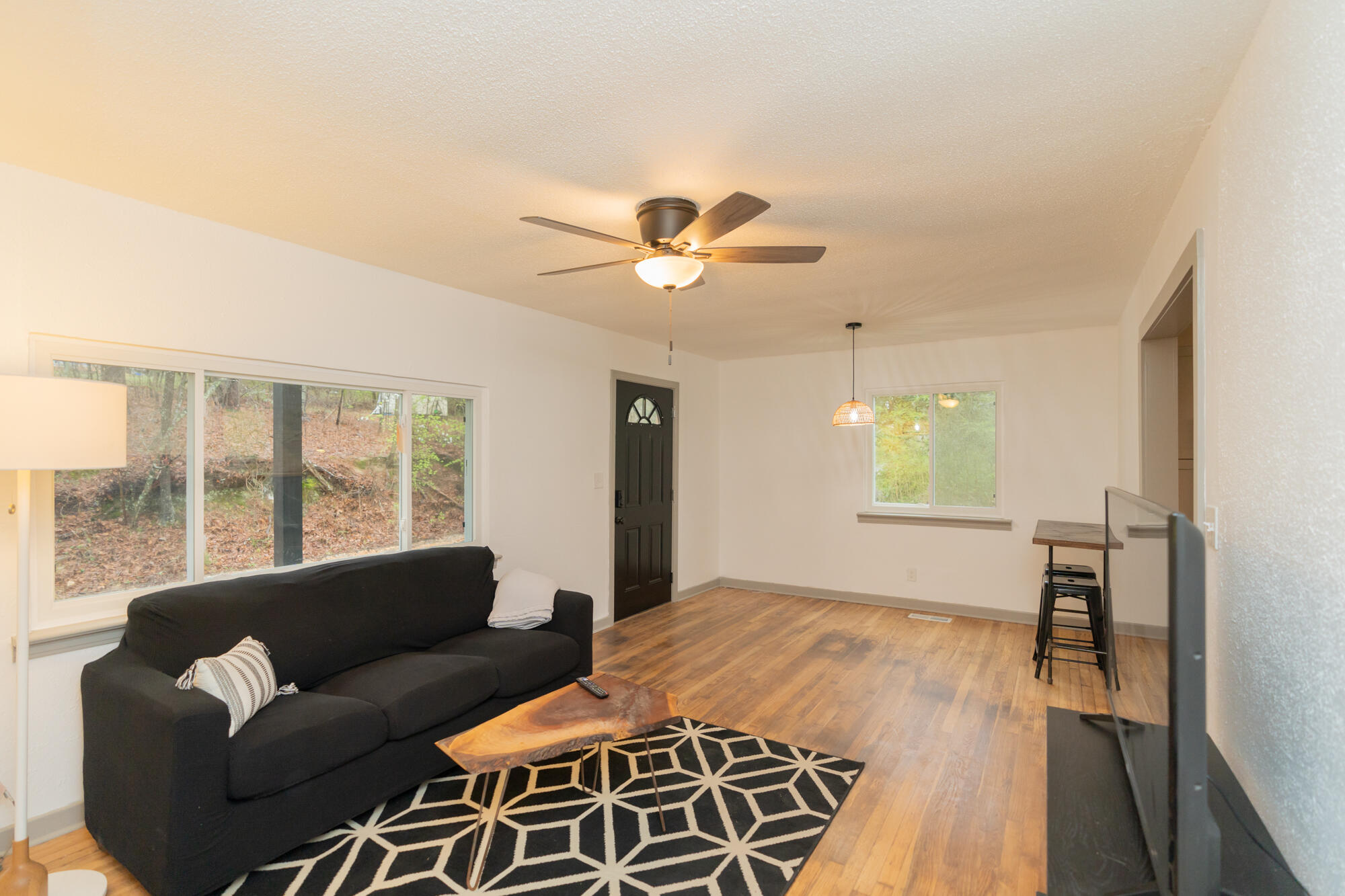 104 Olen Road