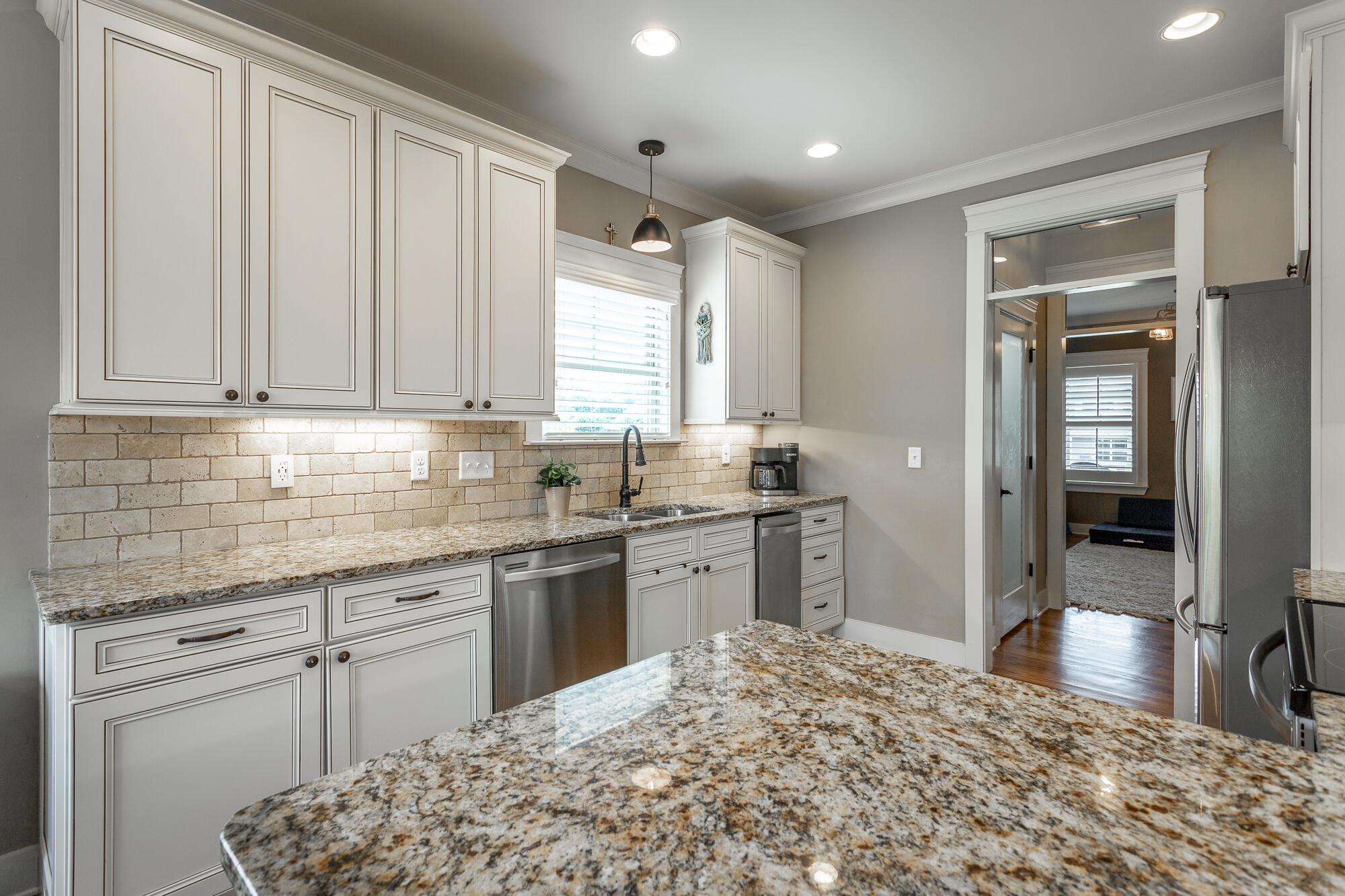 80 The Pointe Drive