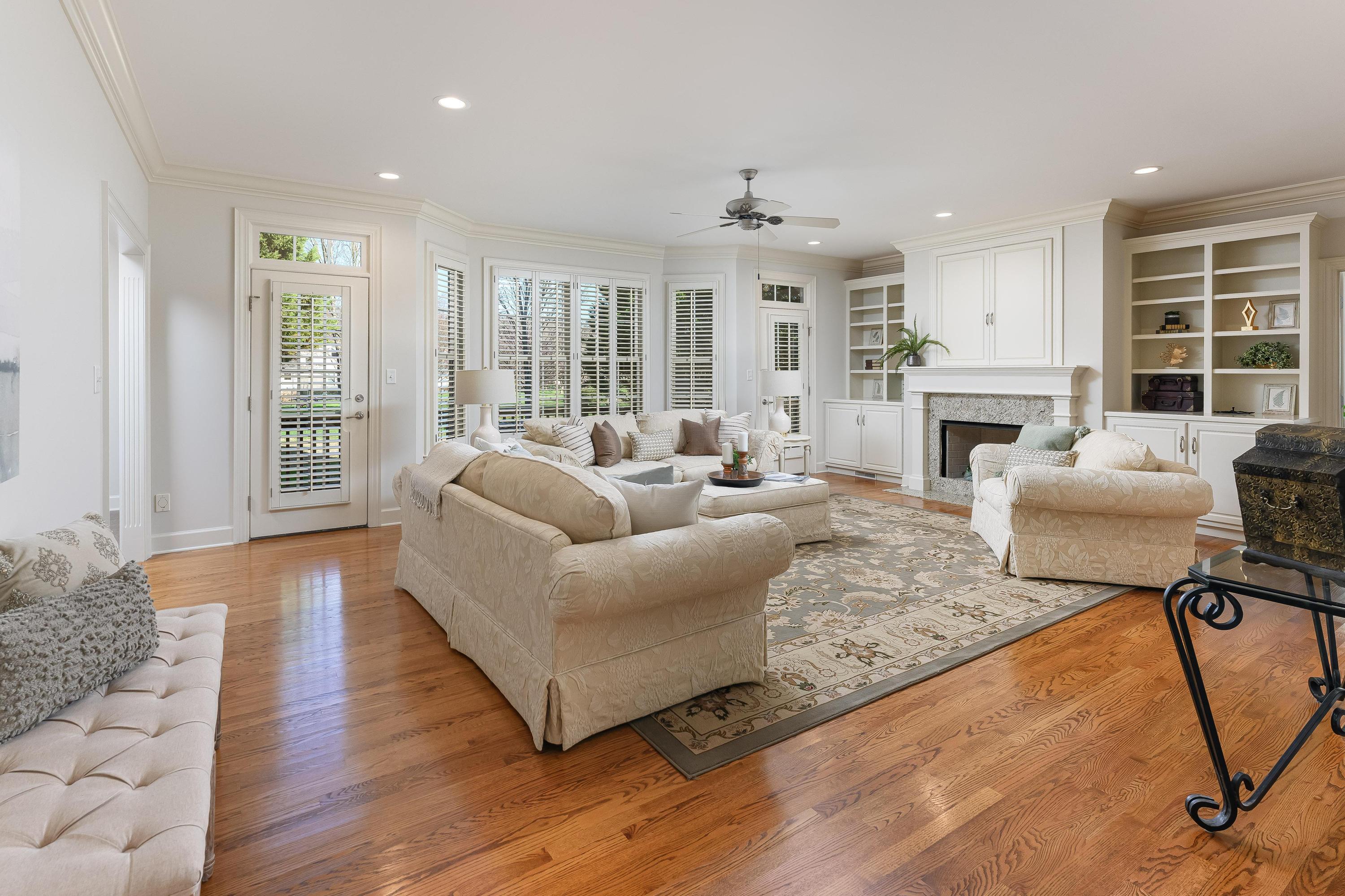 9524 Windrose Circle