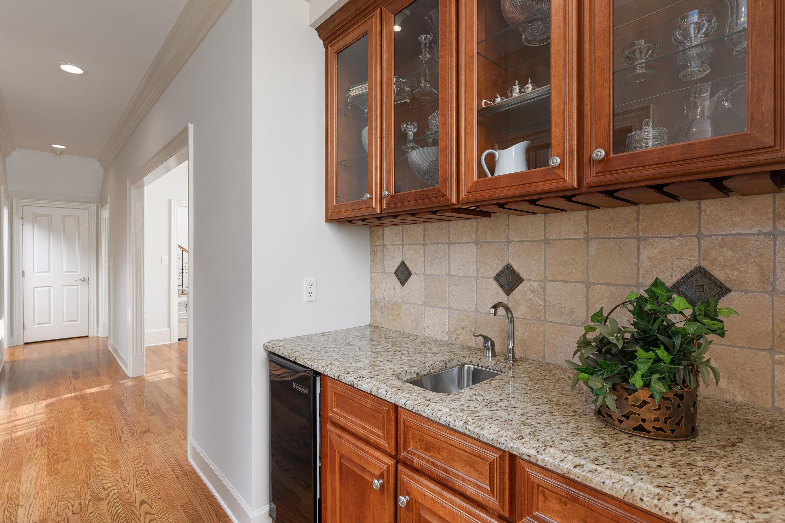 9524 Windrose Circle