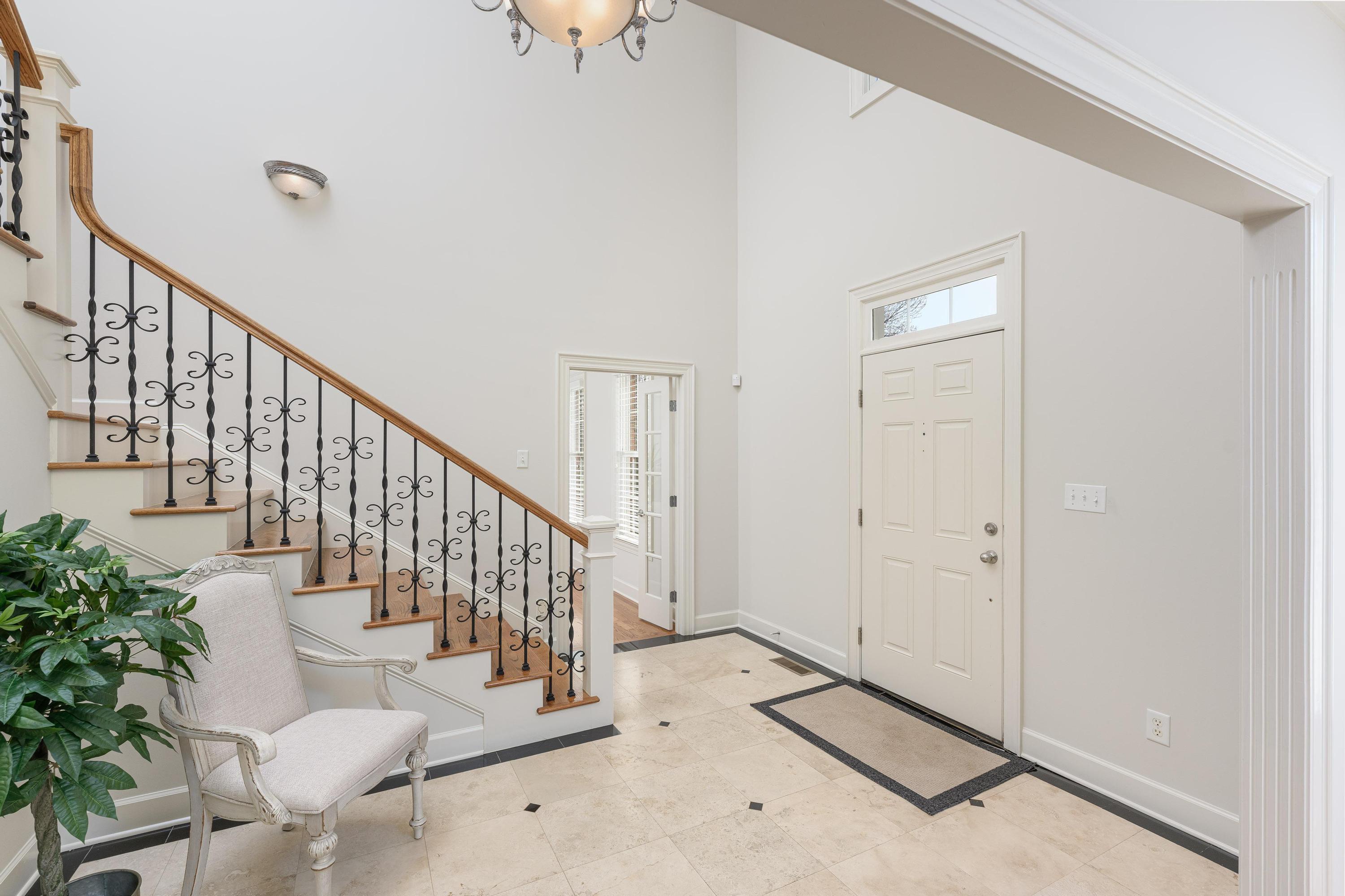 9524 Windrose Circle