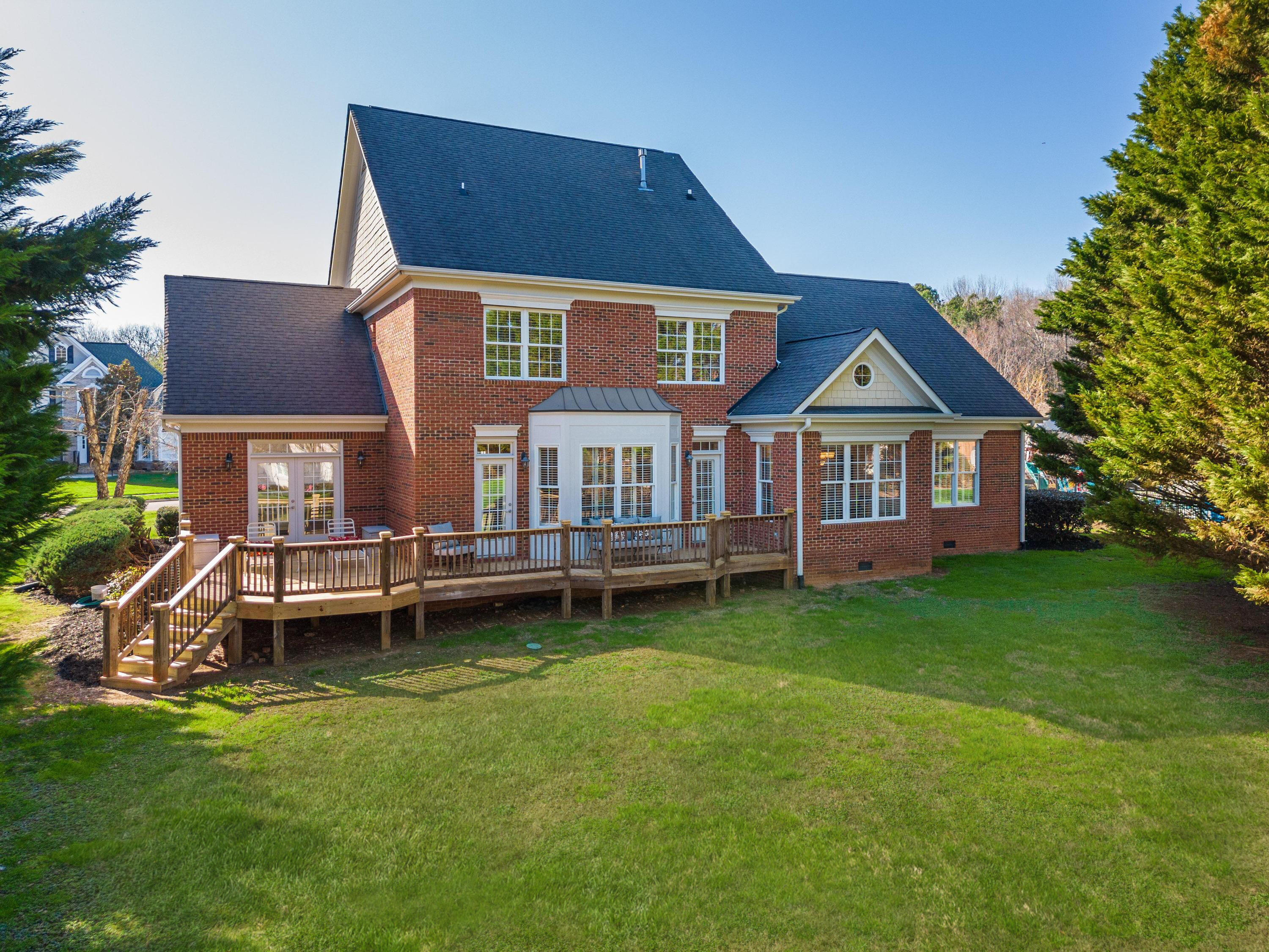 9524 Windrose Circle