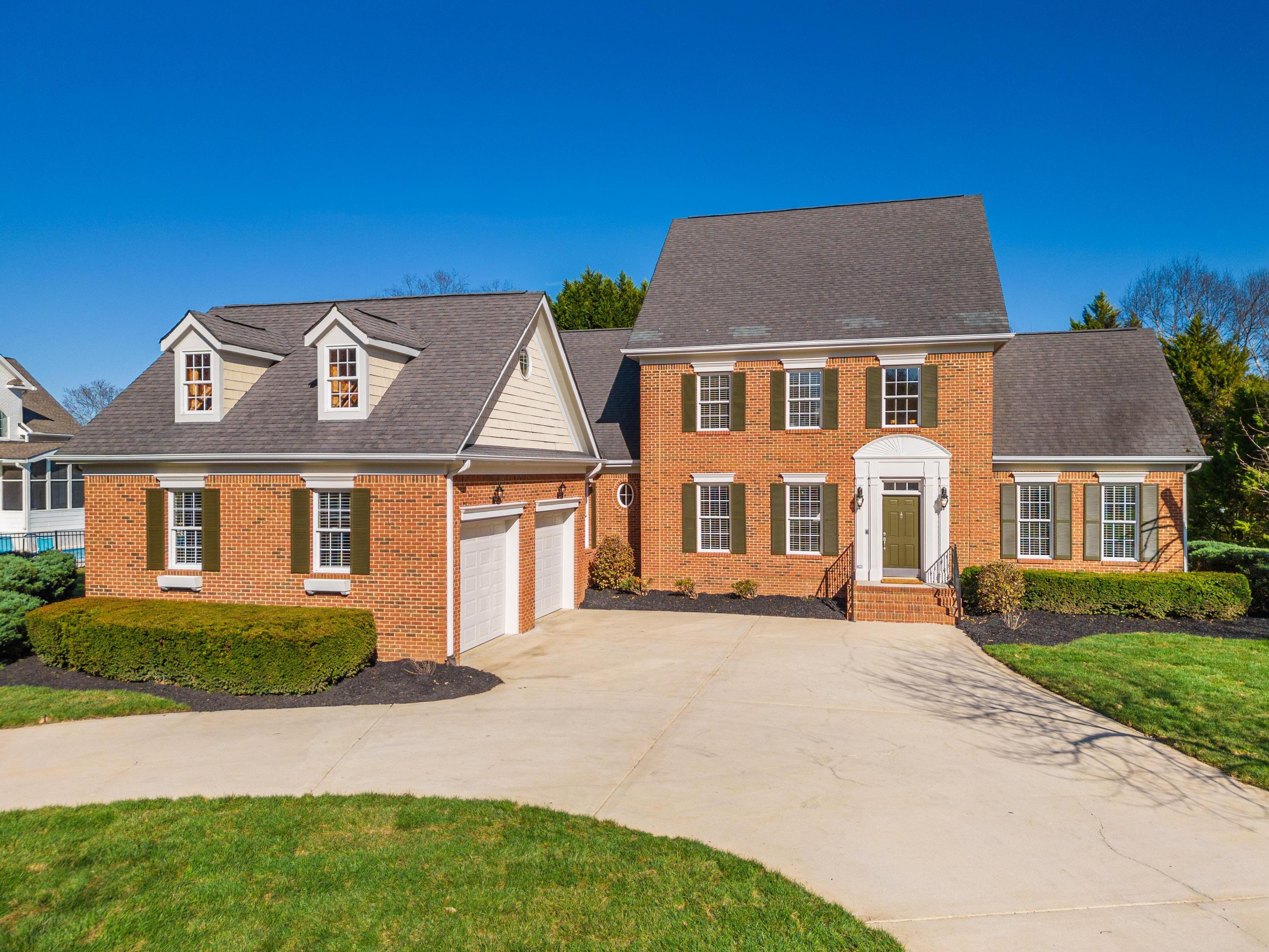 9524 Windrose Circle